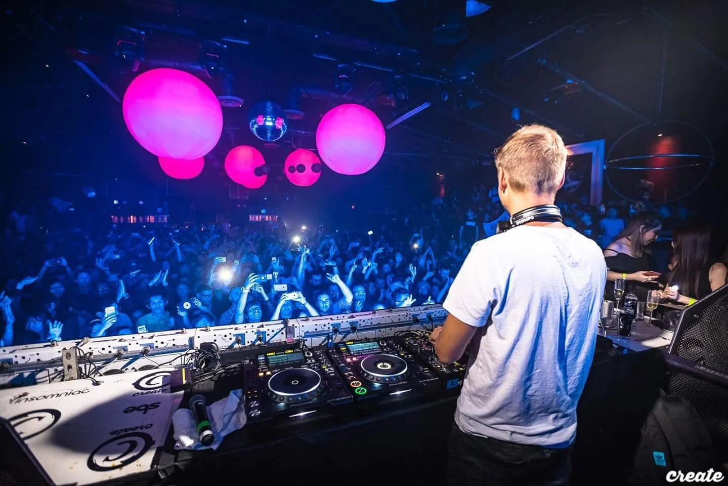 DJ-nightclub-purple-theme.jpg