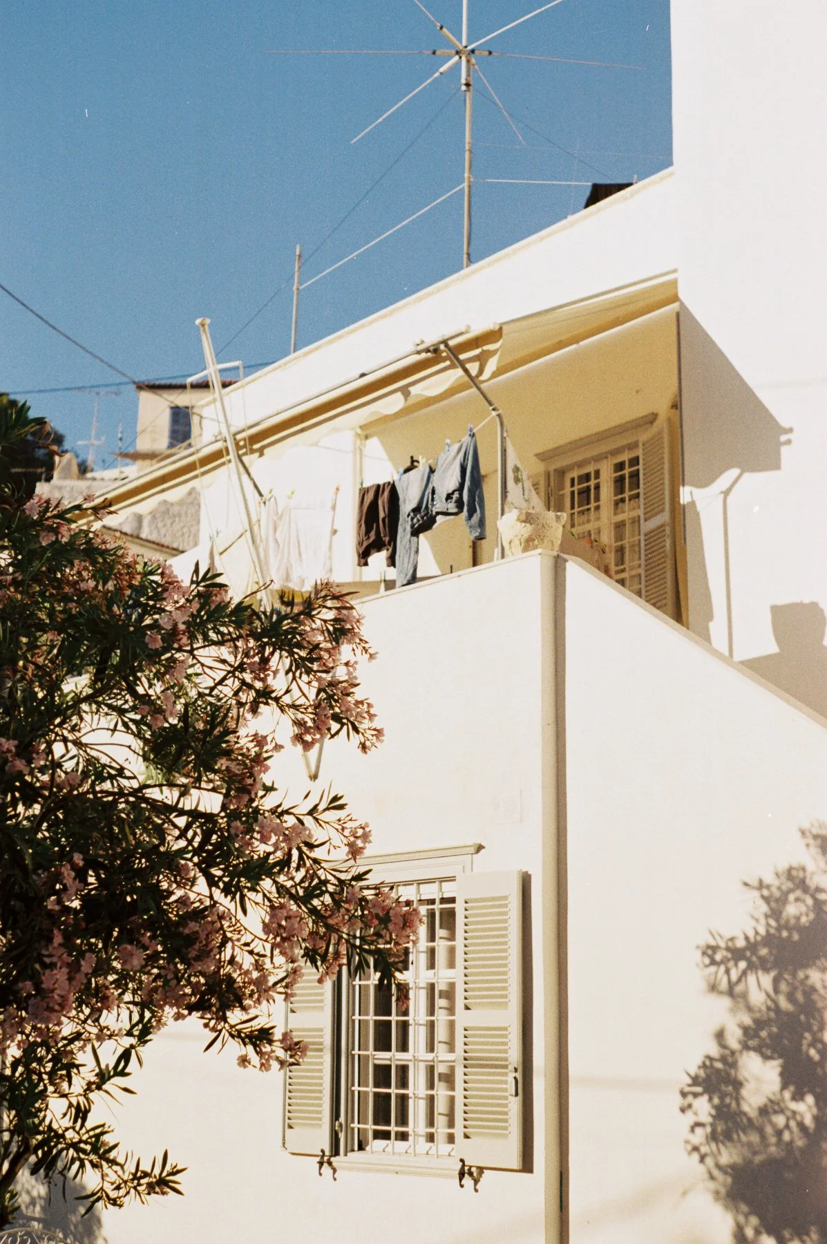 R1-04064-0032.jpg