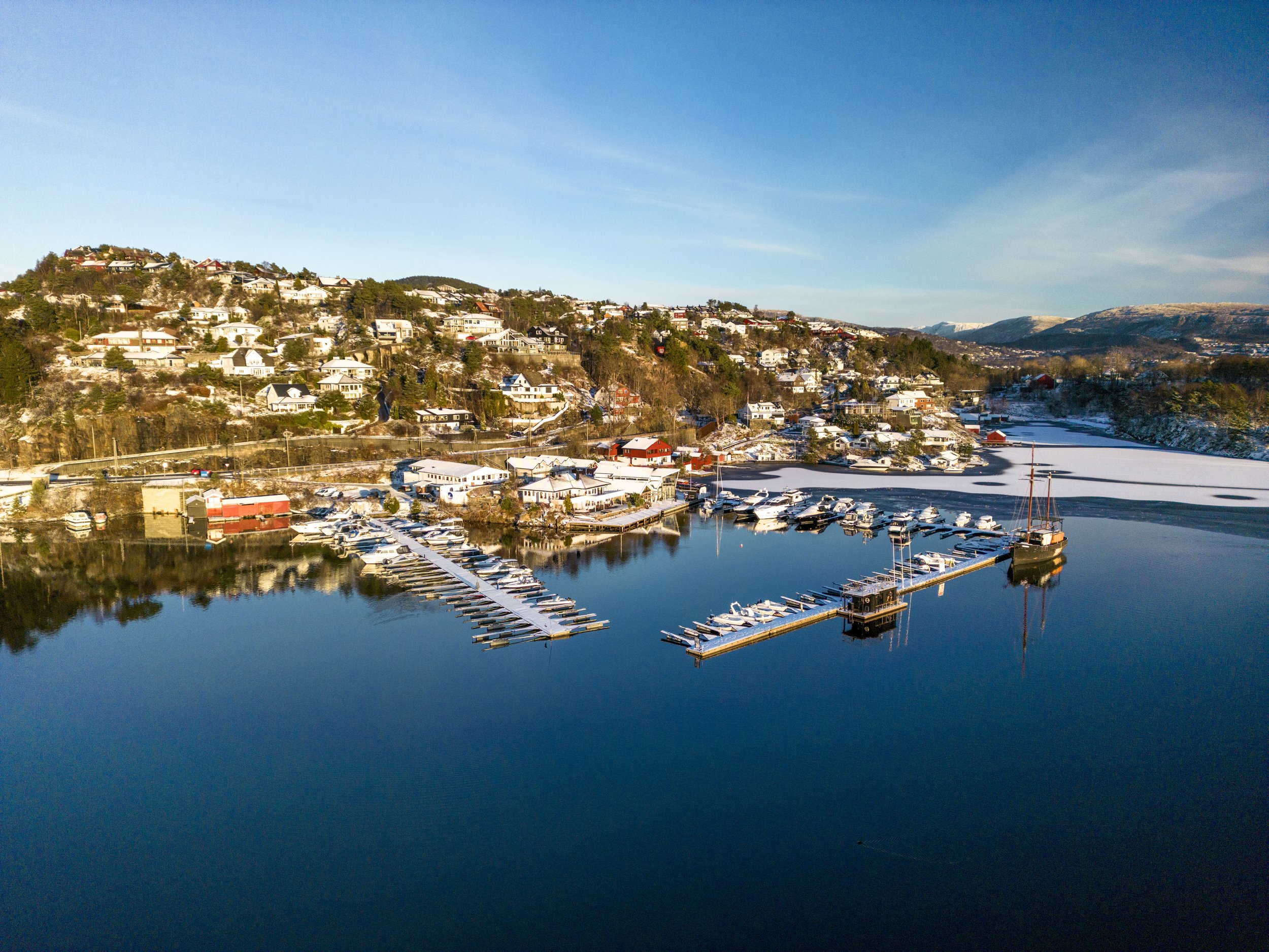 fagernes yacht club bergen bilder