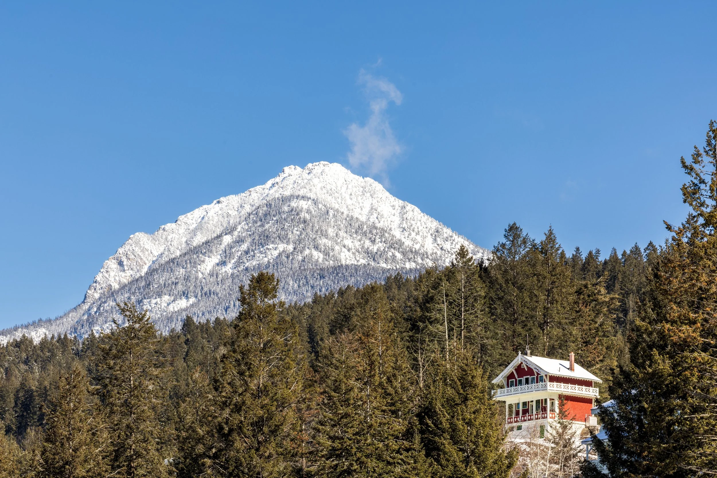 edelweiss-village-resort-golden-bc-heritage-swiss-chalets.jpg