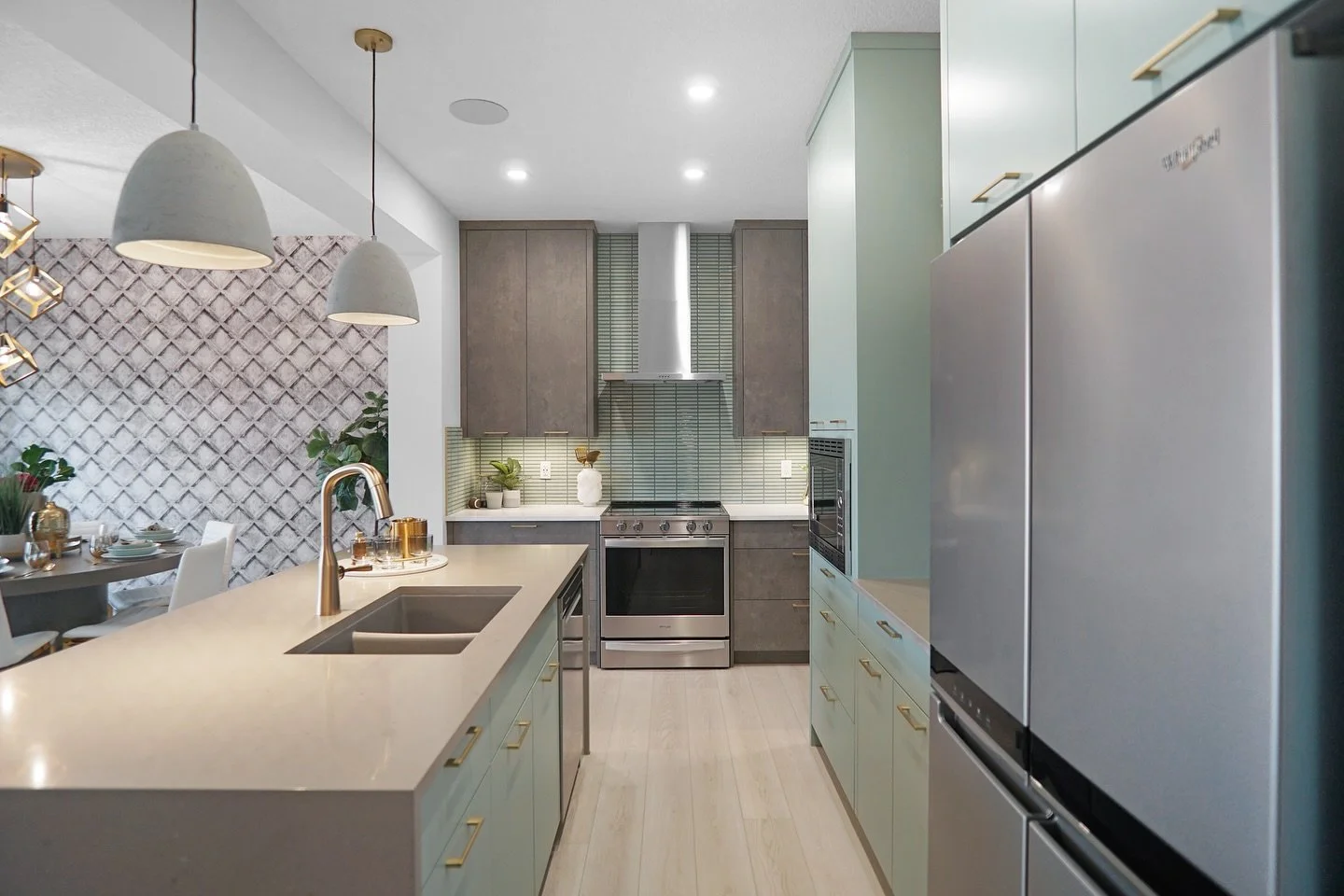 🏡Highlighting the harmony of modern design and functional elegance. 📸✨ Perfectly captured to give a sense of home to your clients!
Contact to elevate your listings!
&bull;
&bull;
&bull;
&bull;
&bull;
&bull;
&bull;
&bull;
&bull;
 #realestate #reales