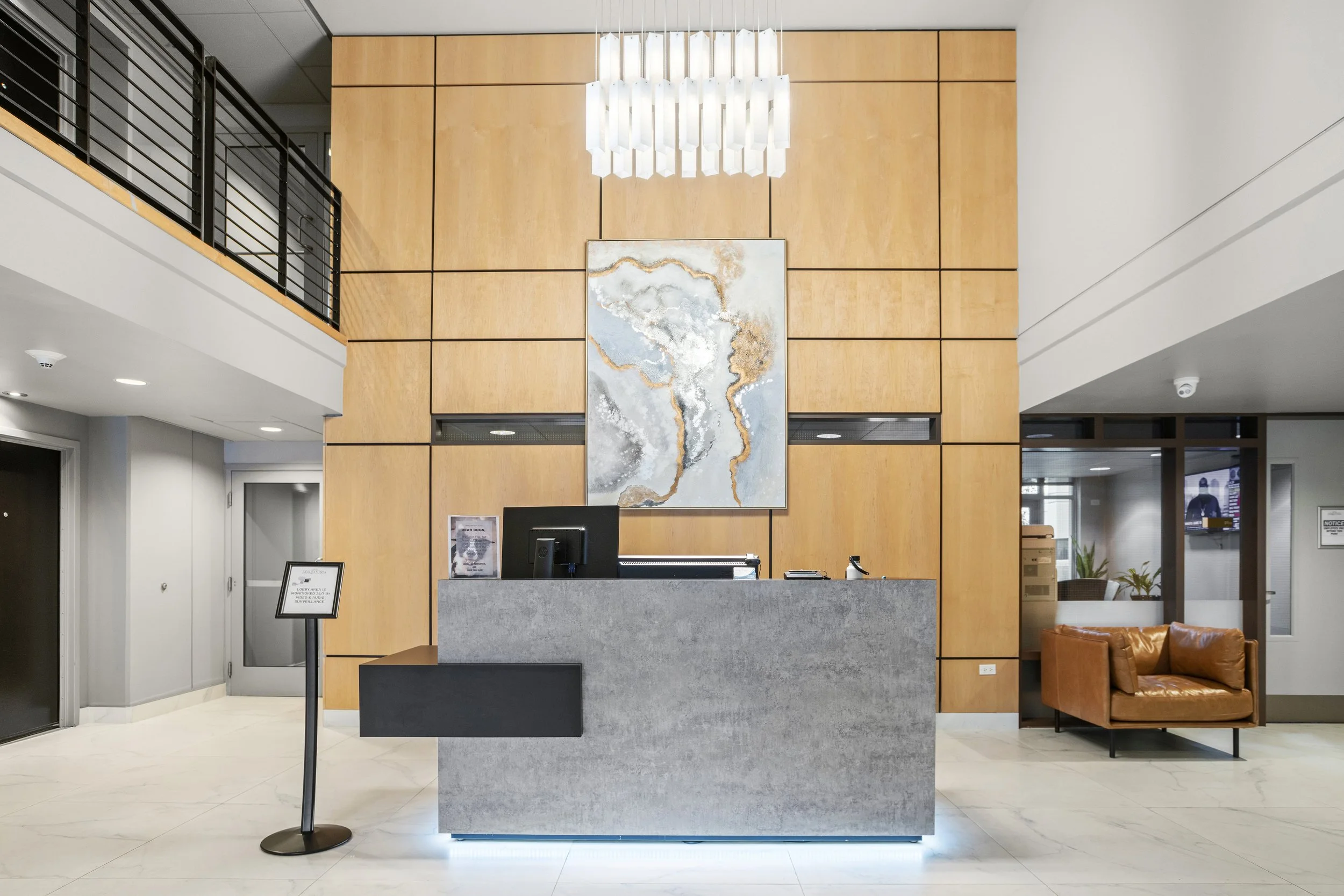 lobby north2.JPG