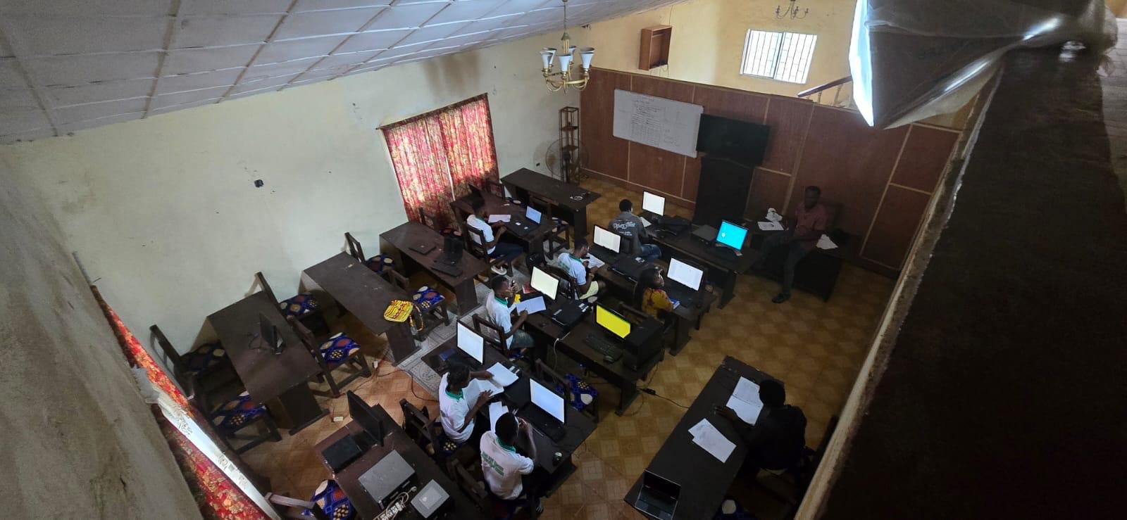 WhatsApp Image 2025-11-11 at 16.51.45_987d2f37.jpg