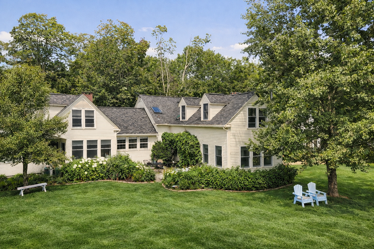 Farm Retreat Experience: Your Guide to a Peaceful Yoga Farm Retreat