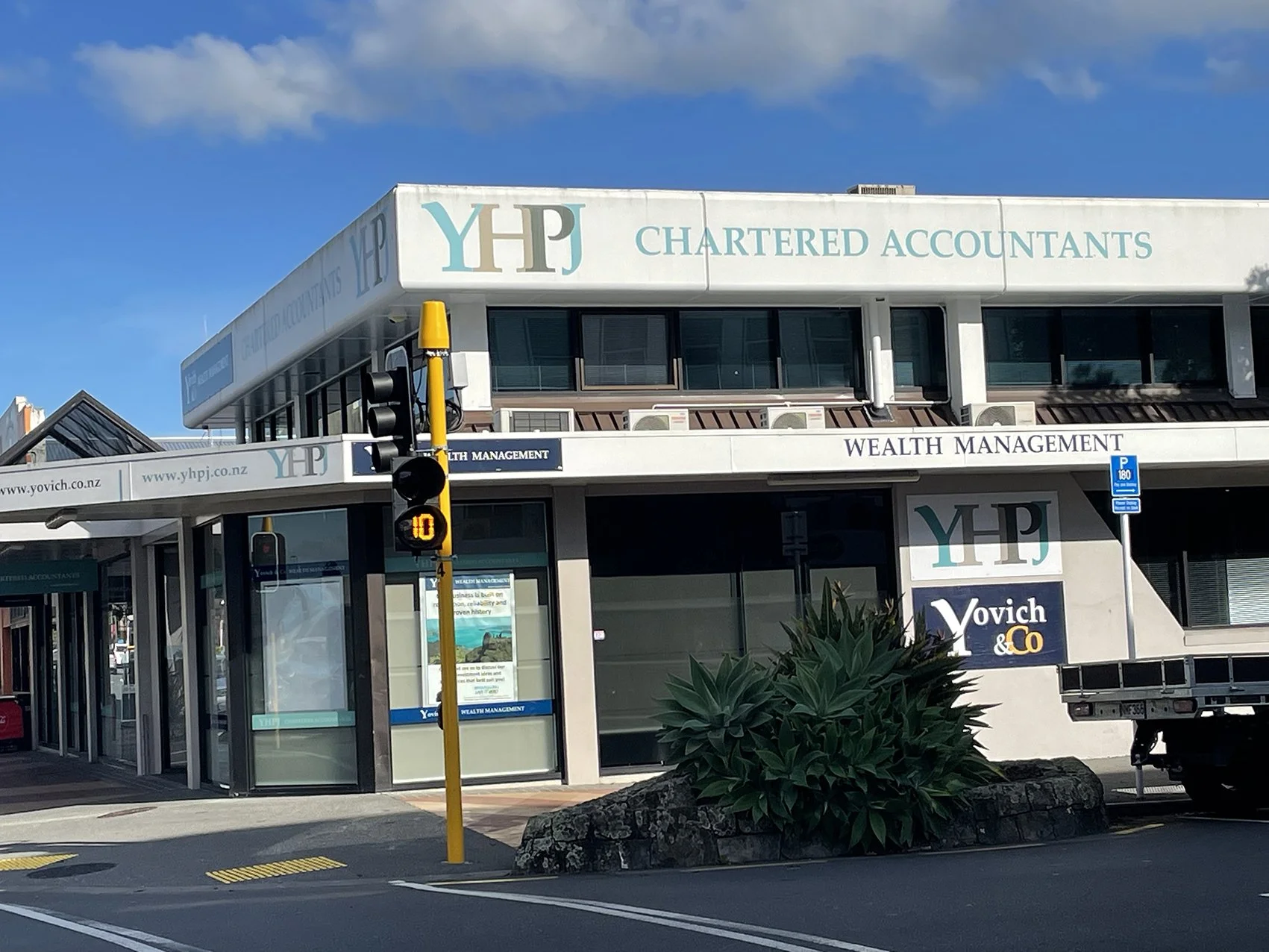 Yhpj side office 2.jpg