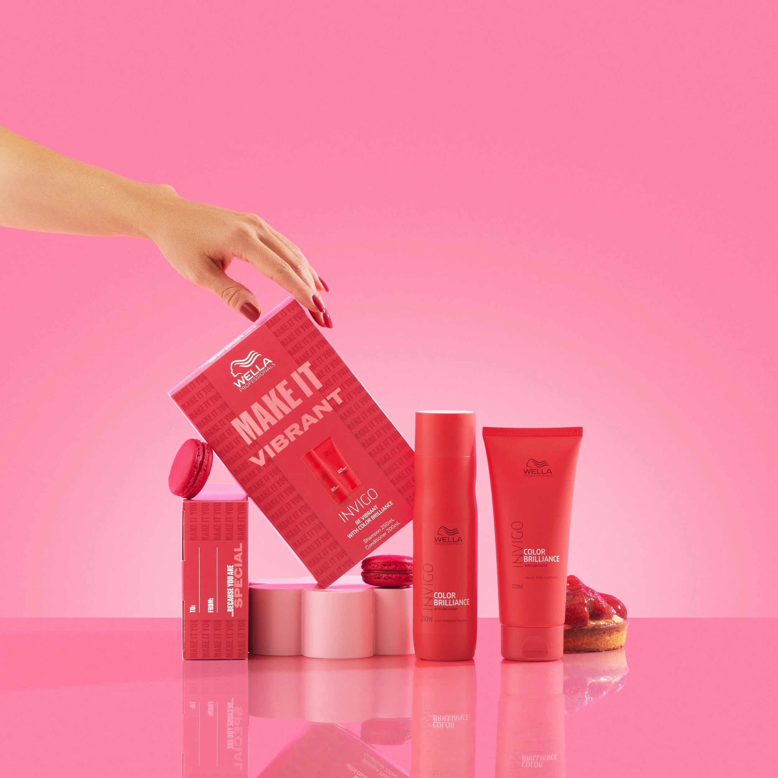 Wella-hair-care-gift-set-mothers-day-product-photography.jpg