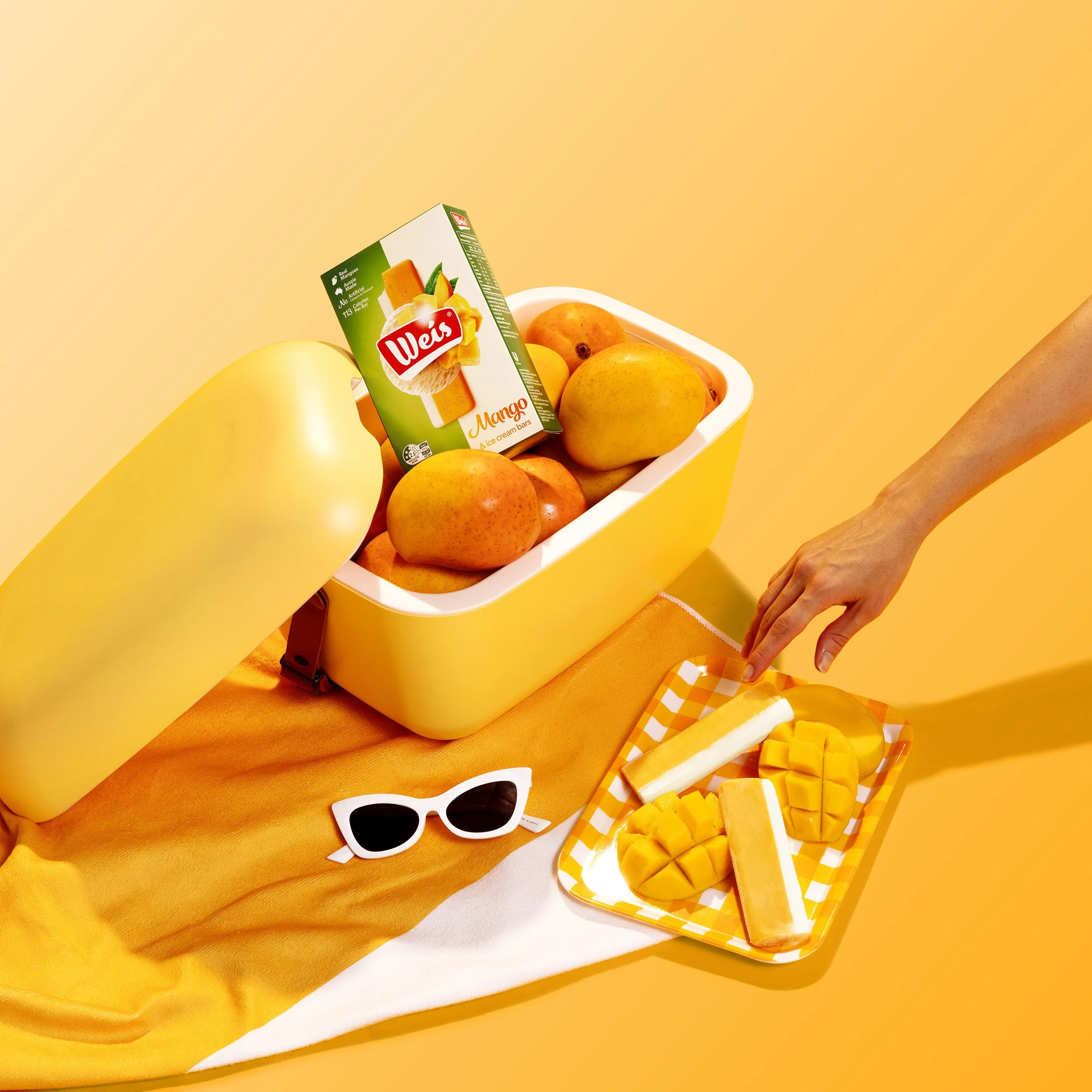 weis-mango-ice-cream-bar-creative-product-photography.jpg