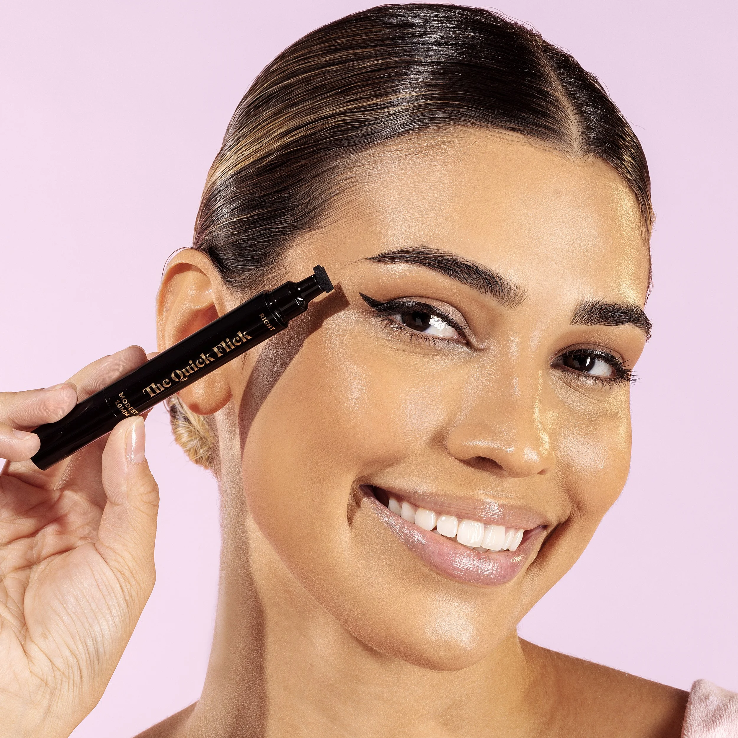 quick-flick-eyeliner-stamp-product-photography.jpg