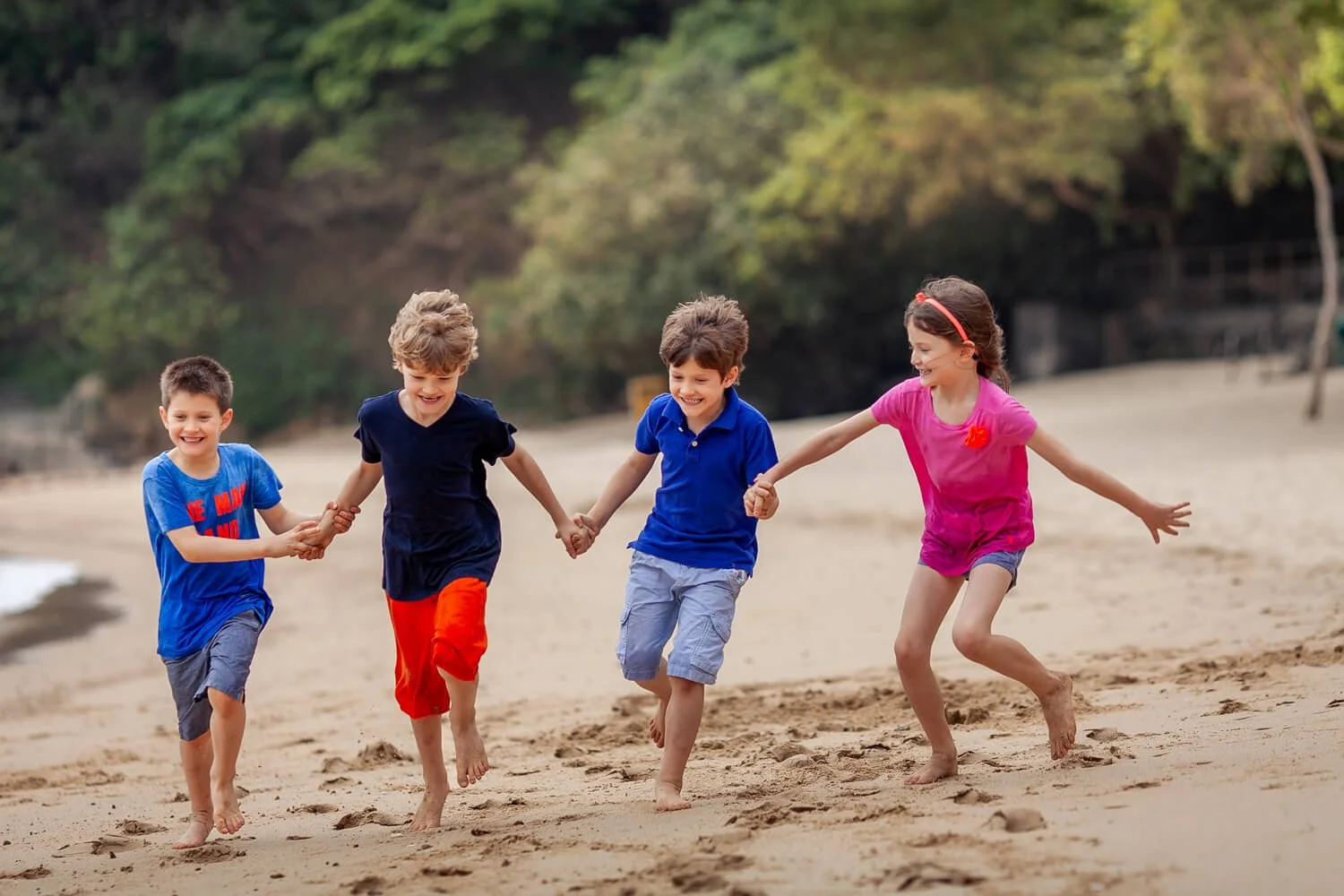Double twins family photo session at Chung Hom Kok Beach