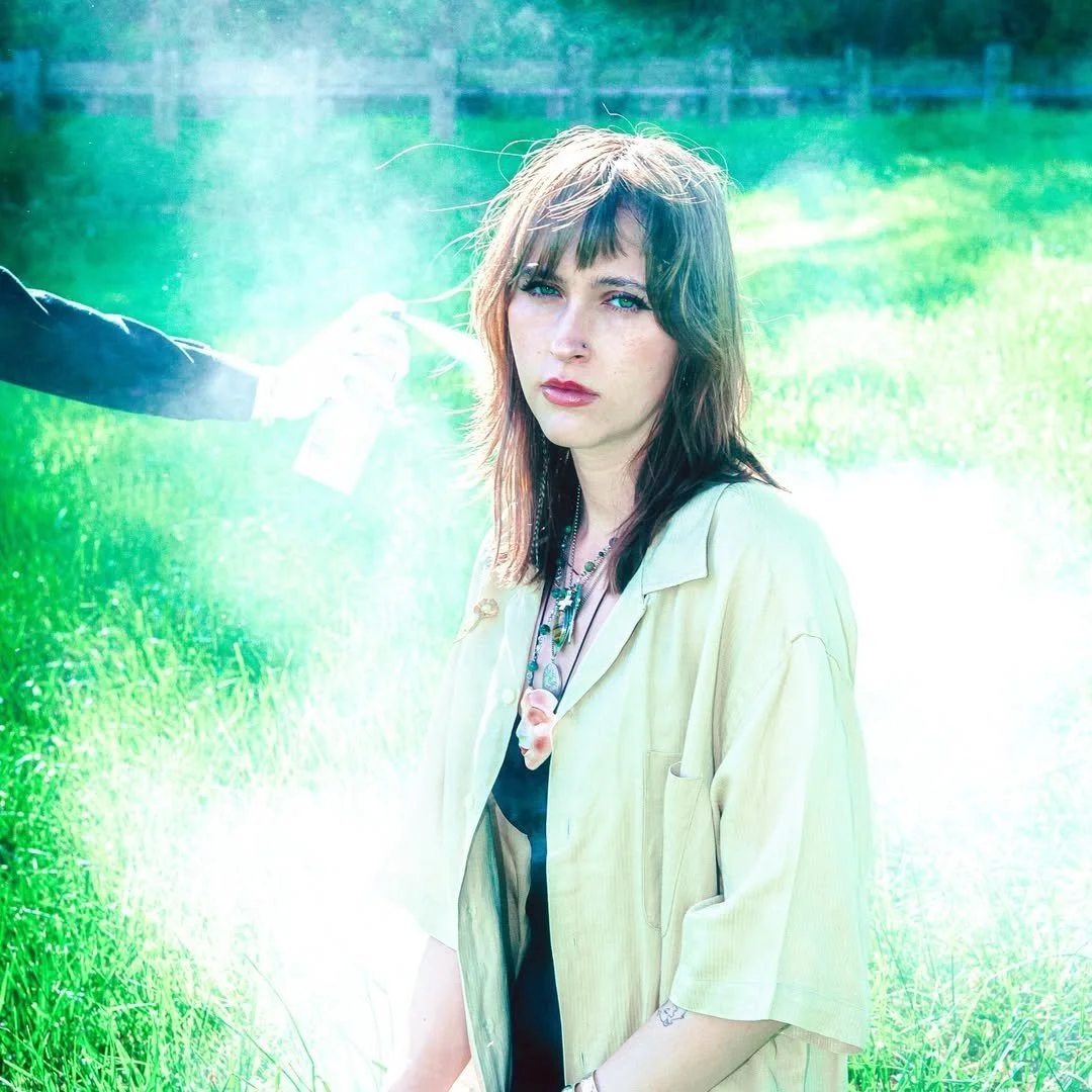  Ryan Wright  What's Not To Love  Producer: Ryan Wright & Todd Wright Mixer: Ethan Mentzer
  
 DIGITAL 