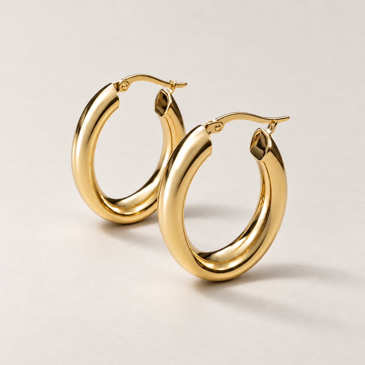 Luxury Gold Hoop Earrings-2.png