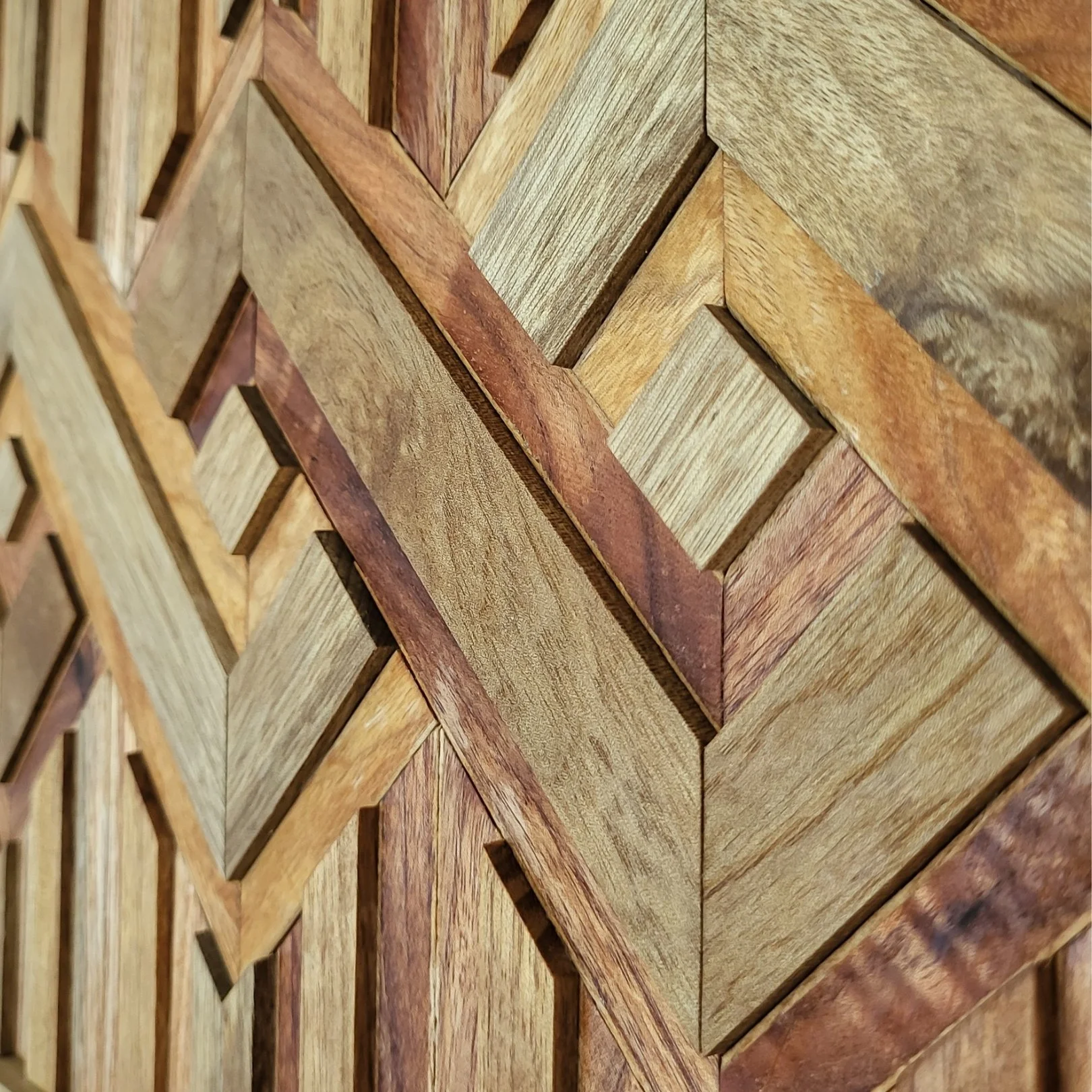 navabo-7-recycled-wood-furniture-detail.jpg