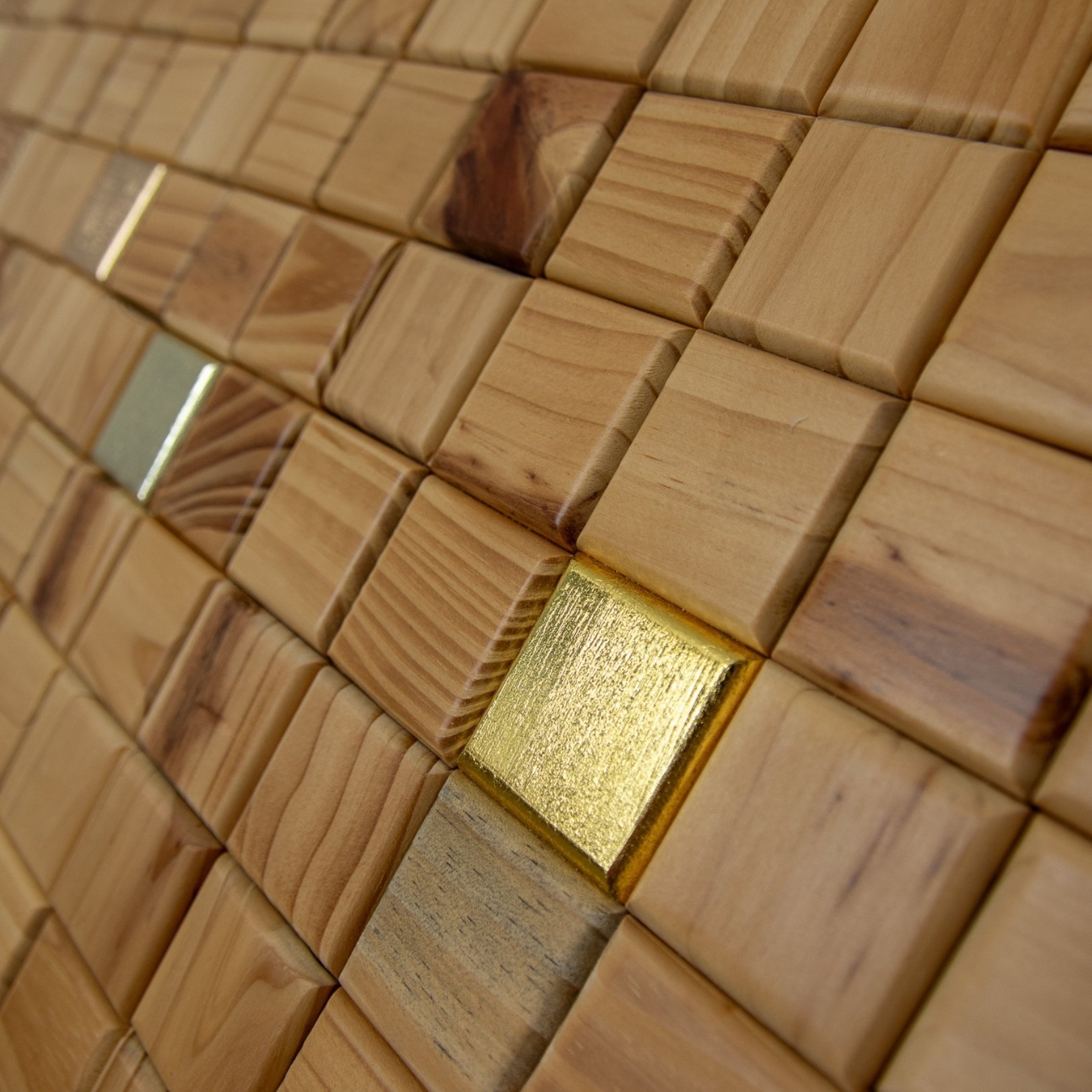 blocks-3-recycled-wood-furniture-detail.jpg