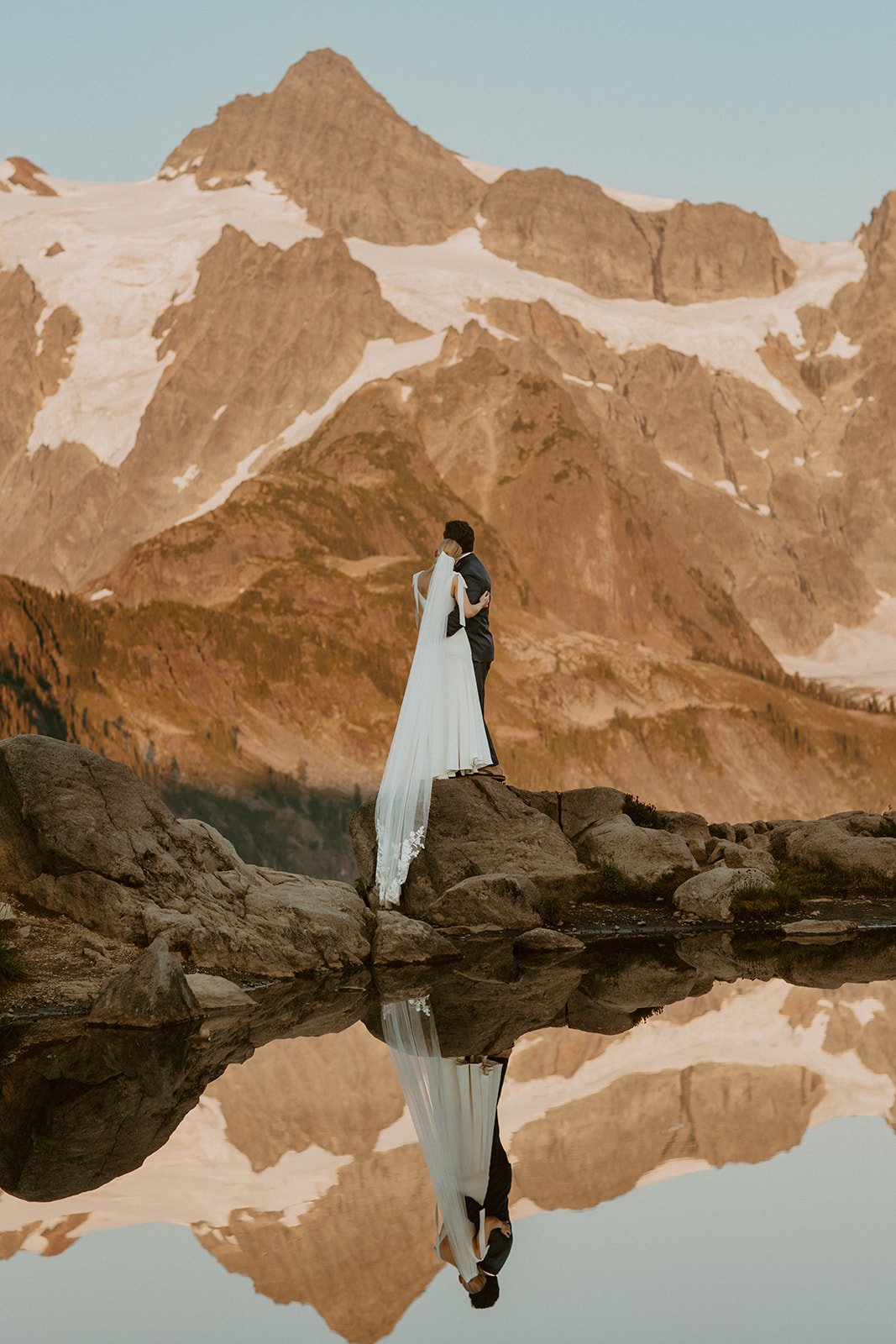 north-cascades-elopement-artist-point-2.jpg