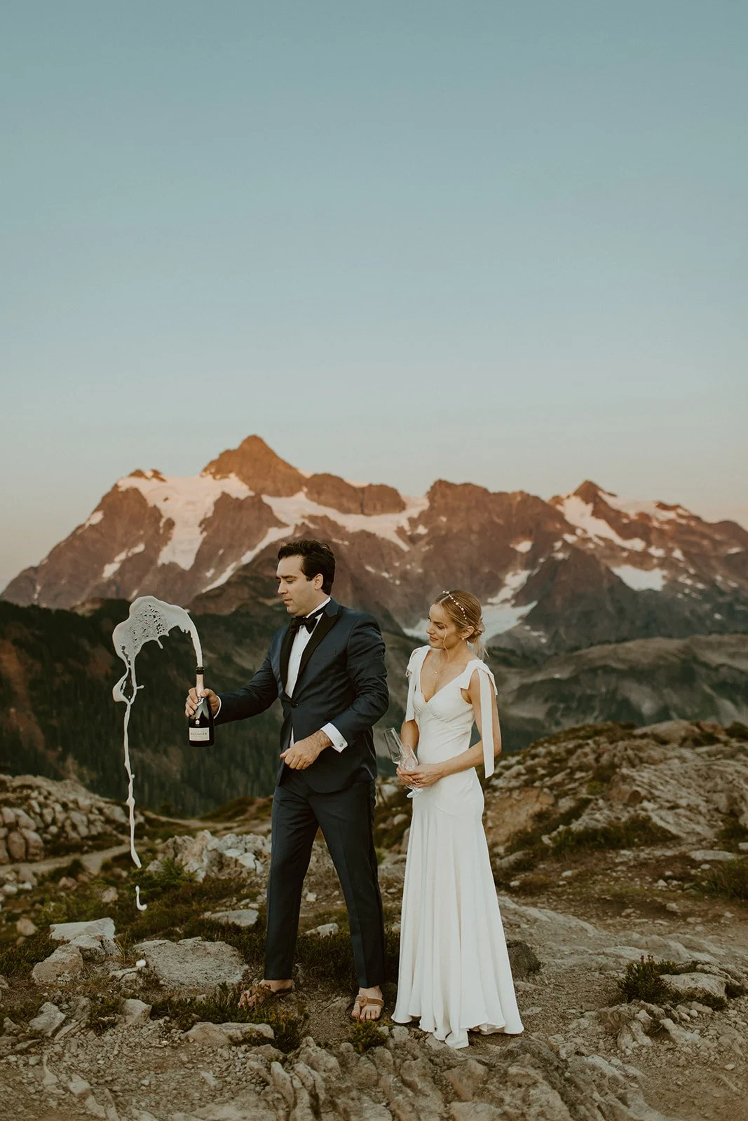 artist-point-elopement-1.jpg
