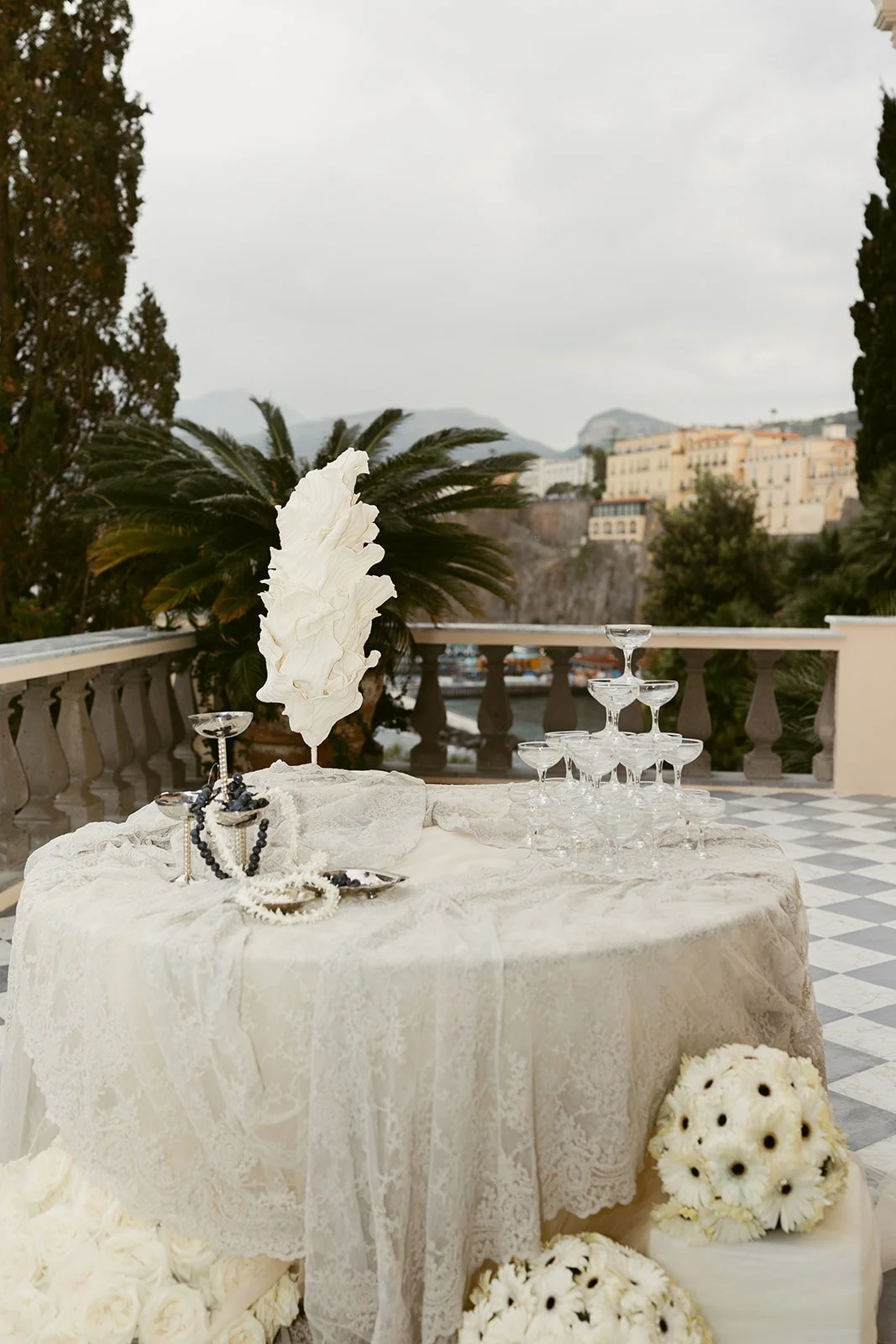 italian-wedding-venues-naples-9.jpg