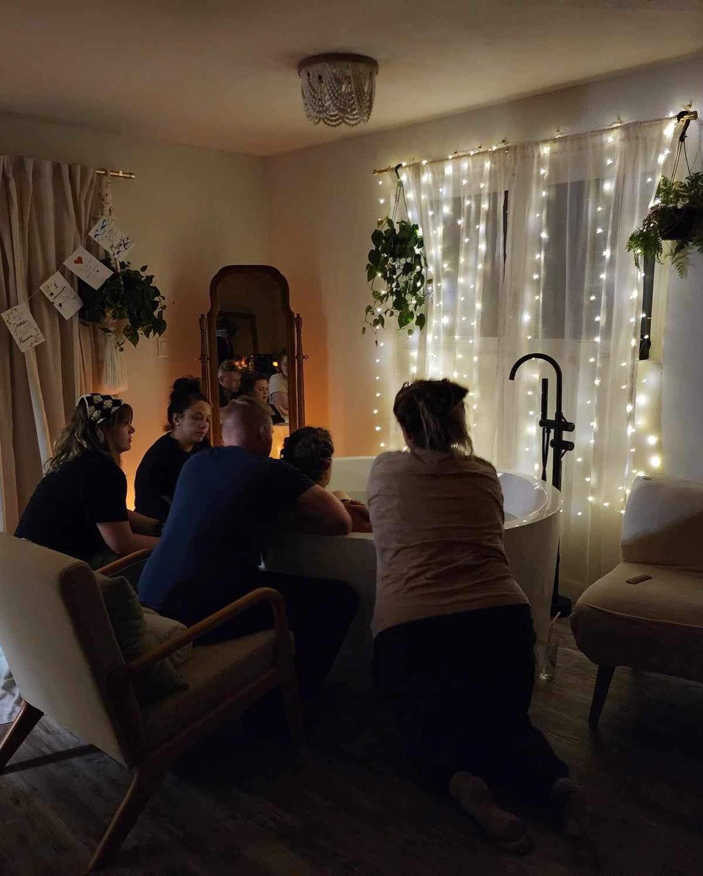 Love love love getting to care for this family and being part of this beautiful birth 🥲