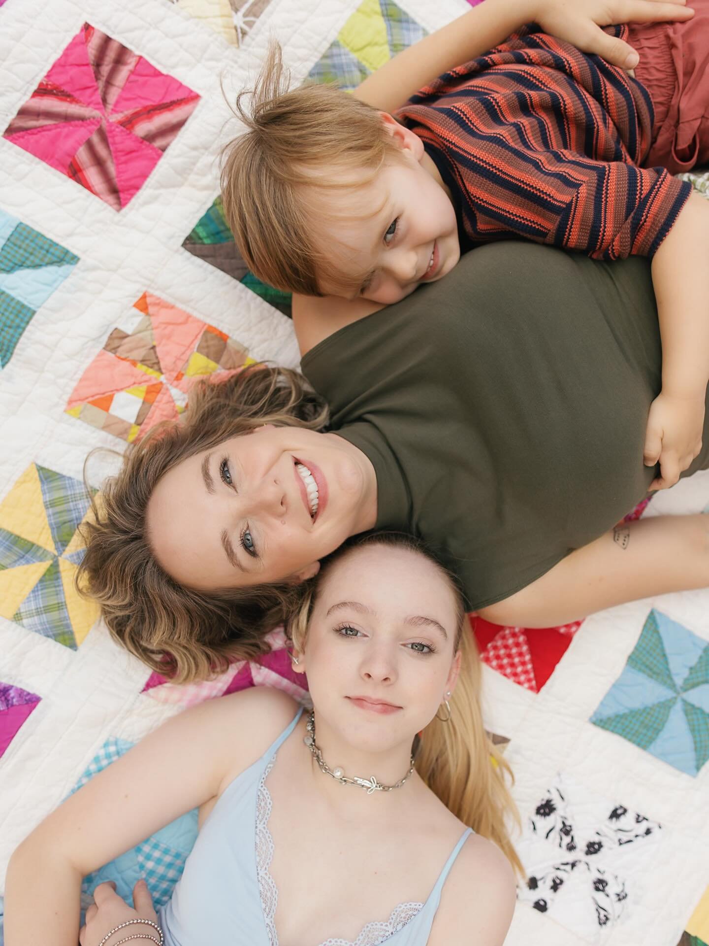 Photography has always been a way to remember and reminisce on the most important things in life, like being a mom! I do everything I do hoping it makes a difference for them. 

Thanks for the spontaneous Mother&rsquo;s Day shoot, @byamycole! 💕