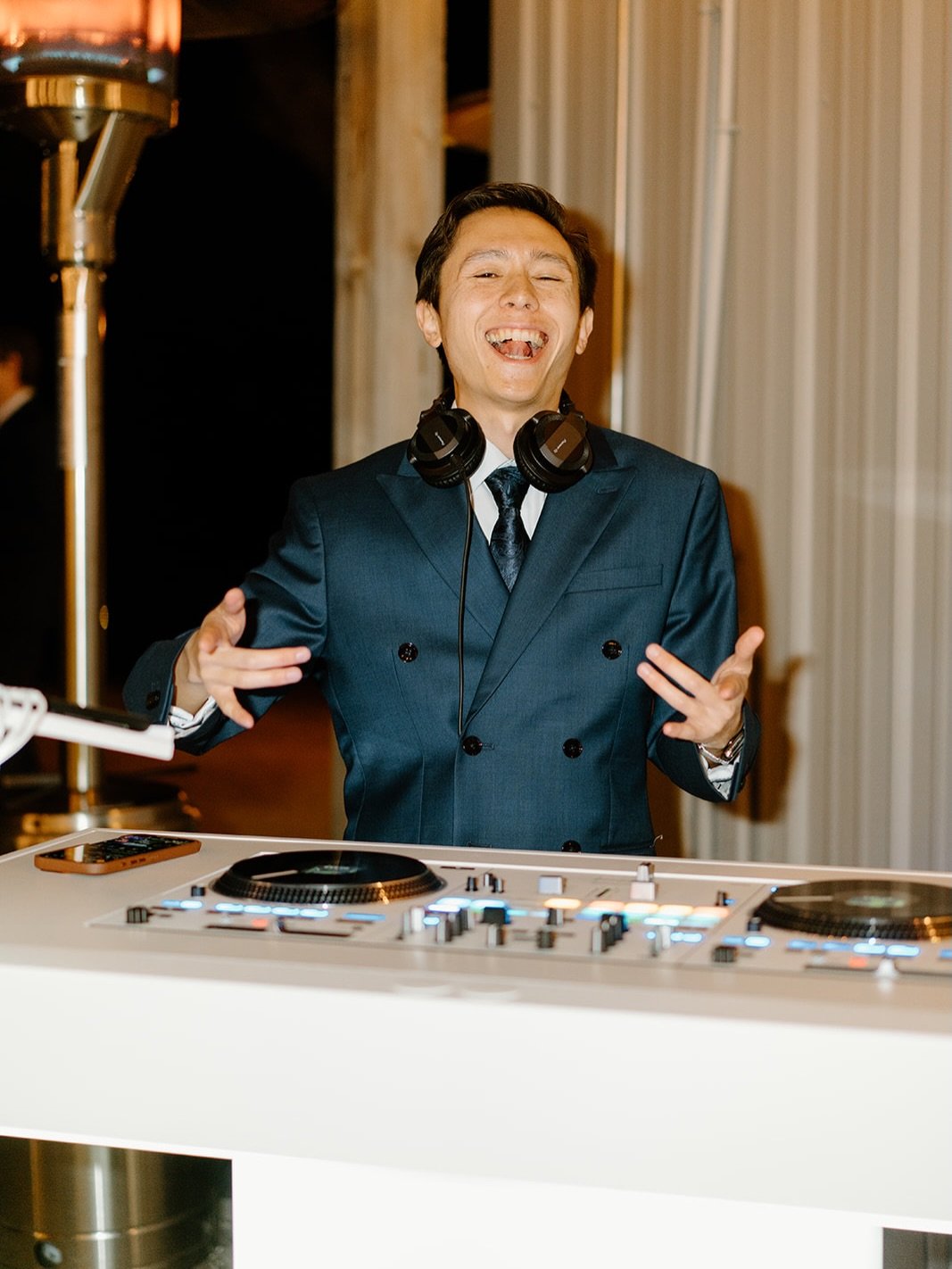 It all comes back to this: I am grateful. Thank you for being in my life 🫶🏼 2025 was a monumental year. All my dreams and more came true. 

If you&rsquo;re just now tuning in, my name is Steven! I&rsquo;m a full time wedding and event DJ/MC based o