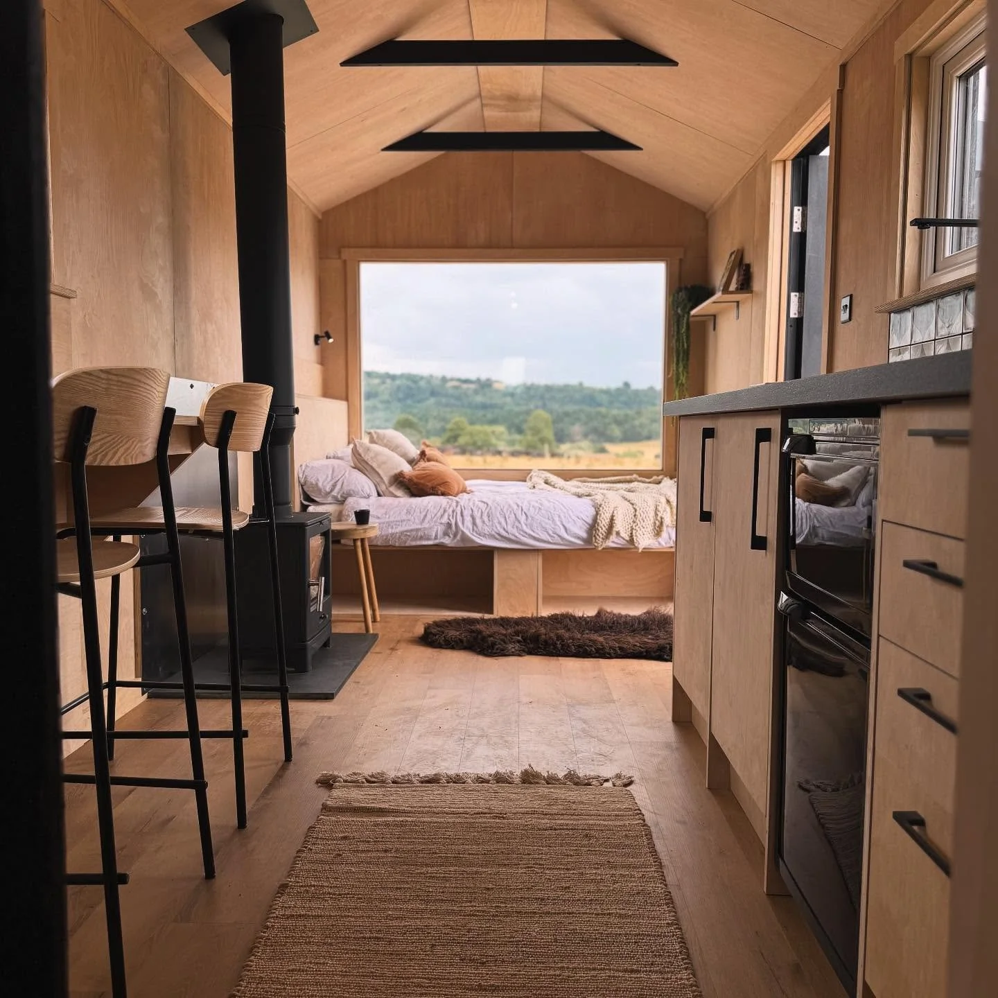 Nestled among the rolling hills of Hereford, our charming single-storey model stands as a picturesque retreat, harmonising perfectly with the landscape that surrounds it.