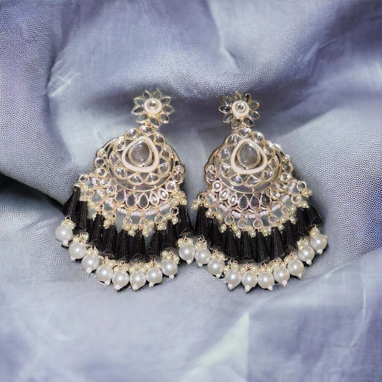 CRYSTAL PEARL EARRING