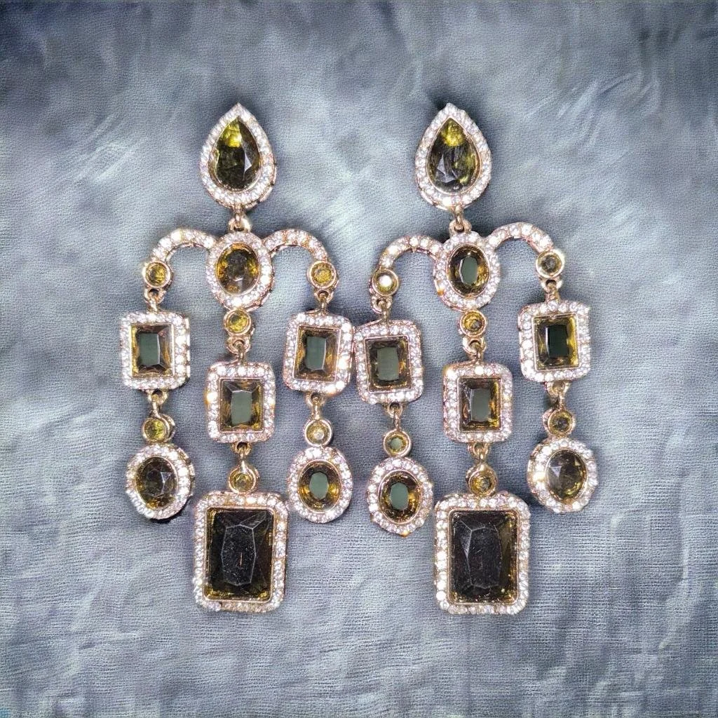 MEHNDI EARRING