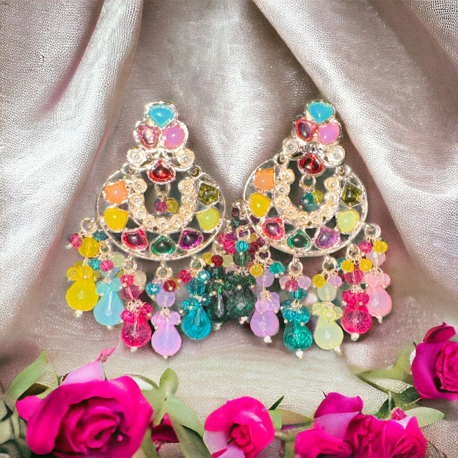 ANTIQUE EARRING