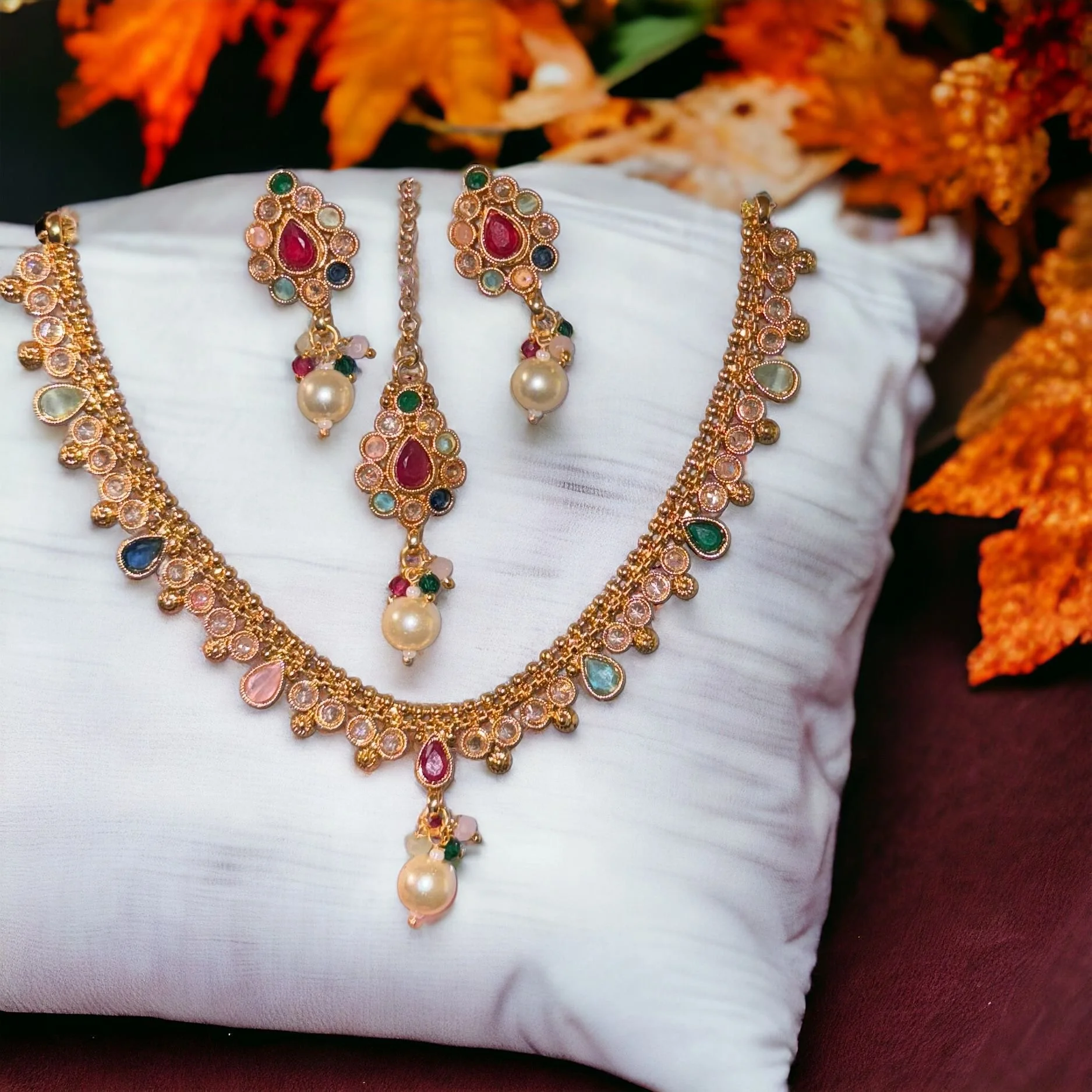 STONE SHORT NECKLACE