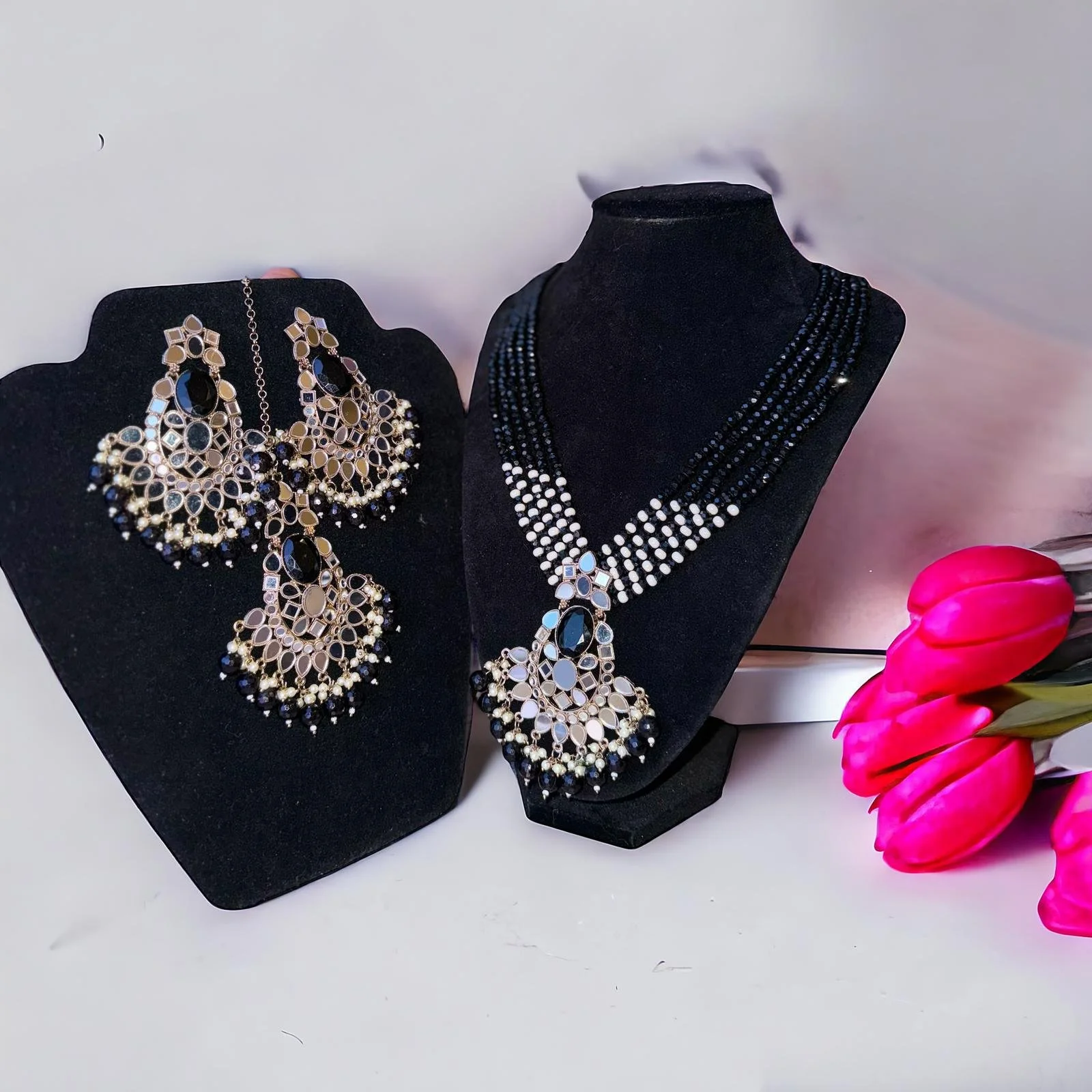 BLACK POLKI NECKLACE SET