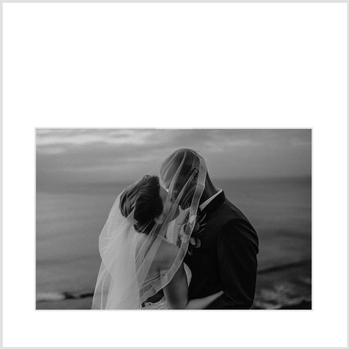 Watching, I keep waiting, still anticipating love
Never hesitating to become the fated ones
Turning and returning to some secret place to hide
Watching in slow motion as you turn to me and say
My love, take my breath away - Berlin

Venue @bayuhsabbha