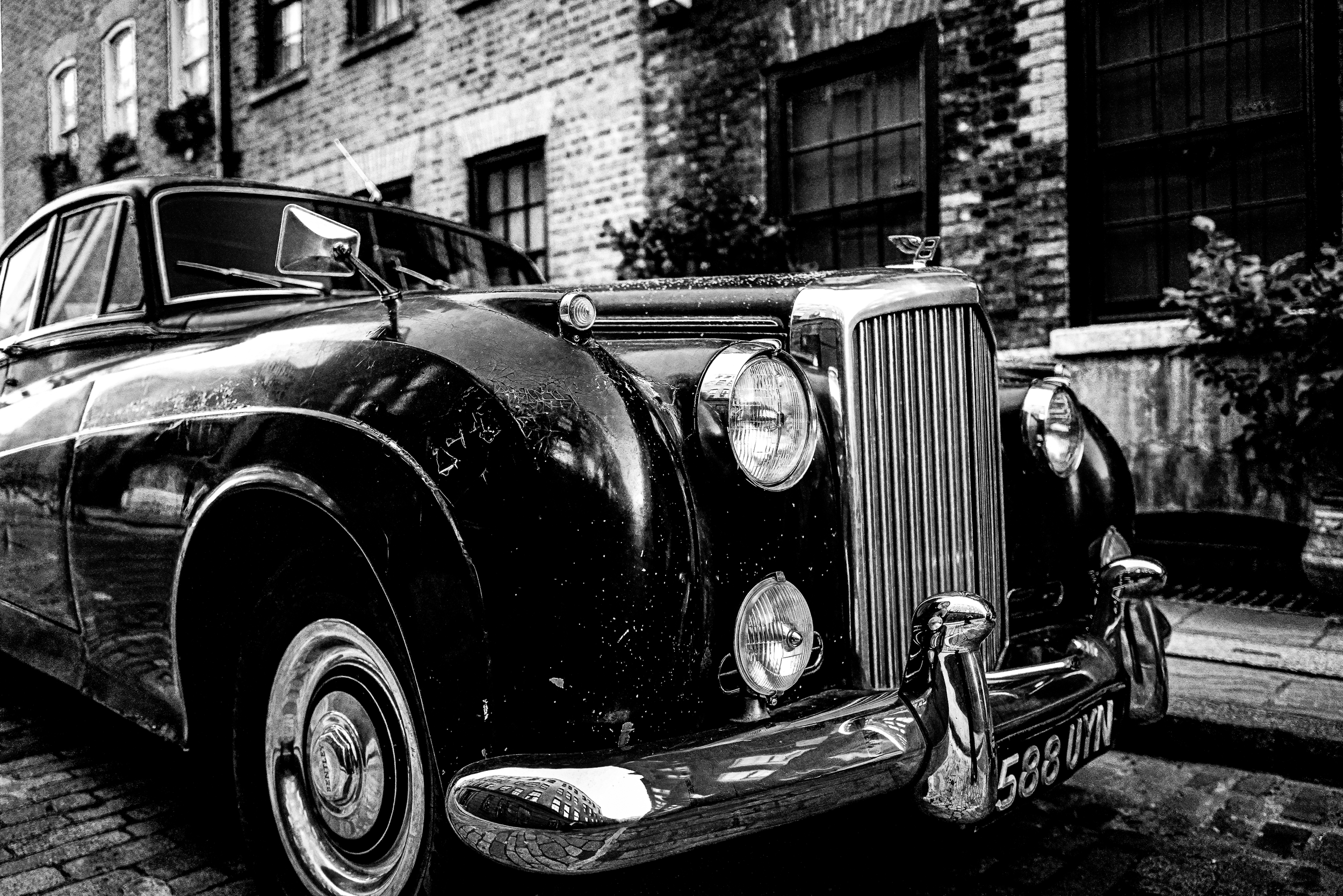 Classic Elegance. Classic lines and cracked lacquer. A gentleman’s carriage with stories in every curve.