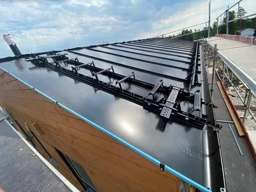 Roofit solcelle båndtekket 49 enheter byggefelt 7.jpeg