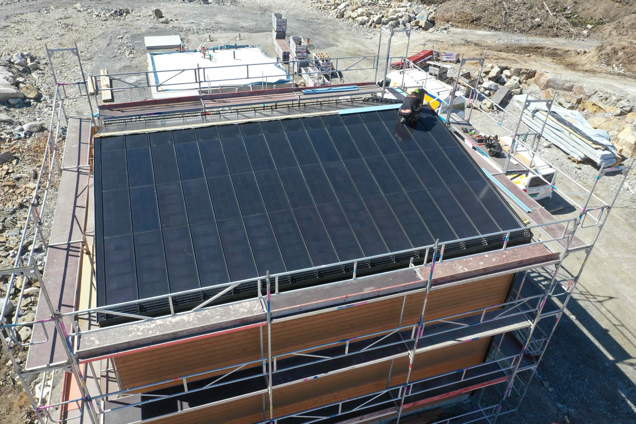 Roofit solcelle båndtekket 49 enheter byggefelt 3.jpeg