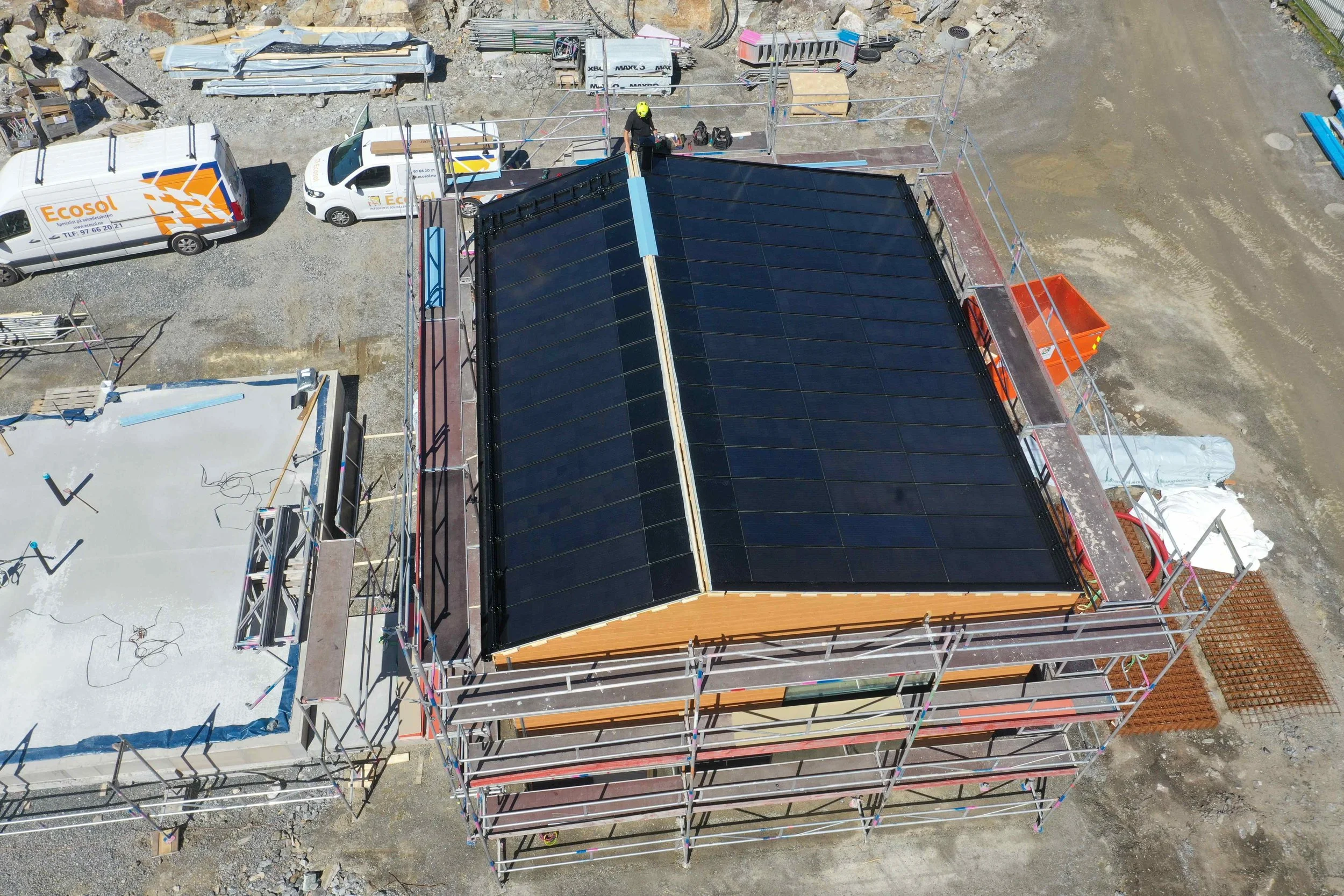 Roofit solcelle båndtekket 49 enheter byggefelt 2.jpeg