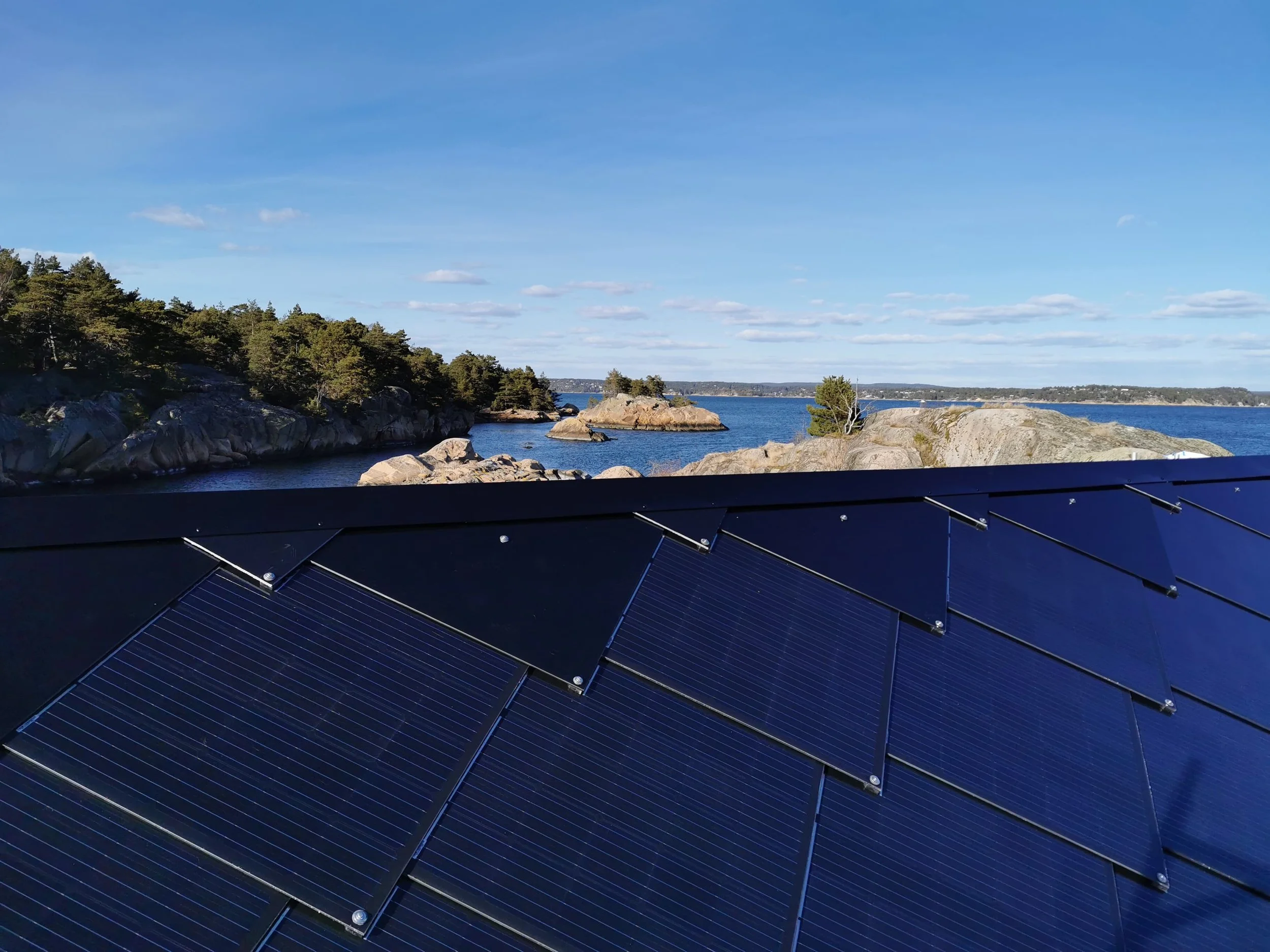 Sunstyle solcelletakstein hytte 6.jpeg