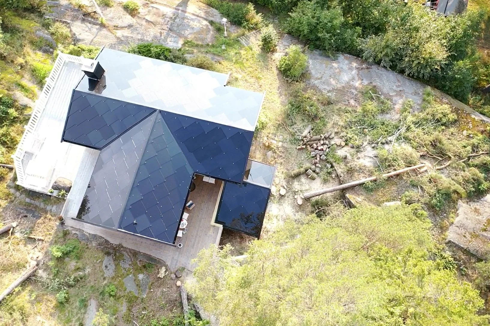 Sunstyle solcelletakstein hytte selforsynt 4.jpeg