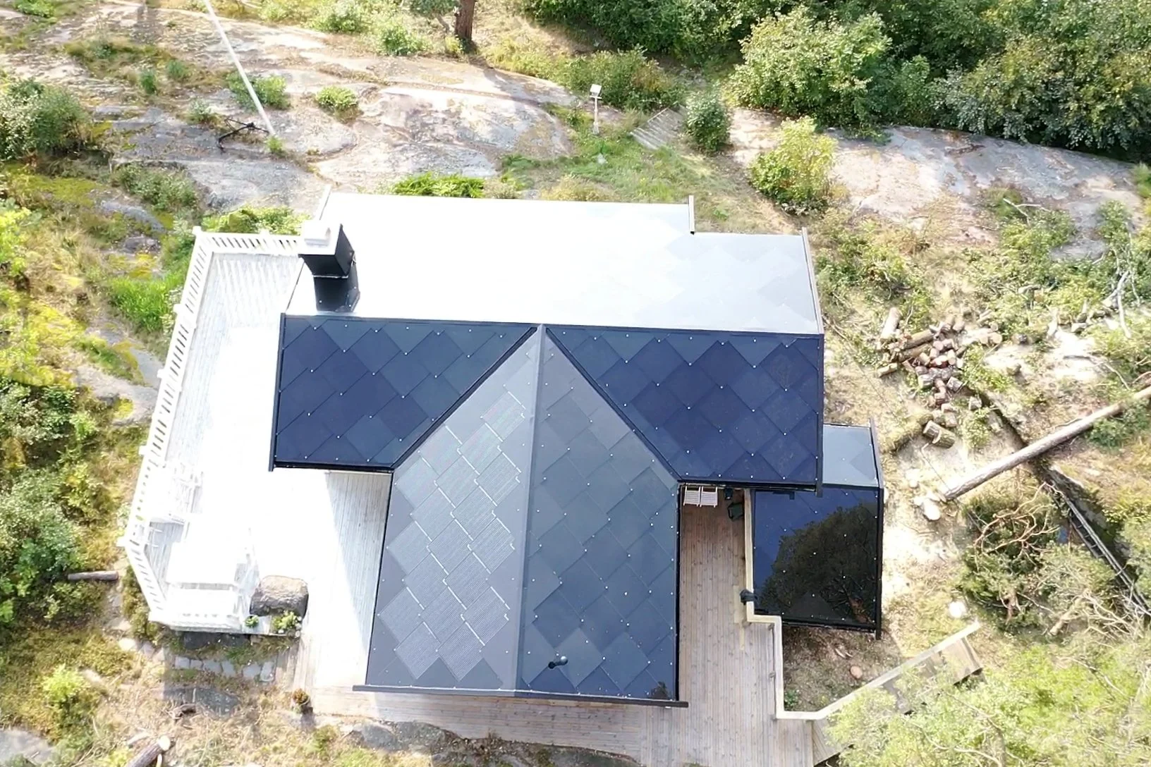 Sunstyle solcelletakstein hytte selforsynt 2.jpeg