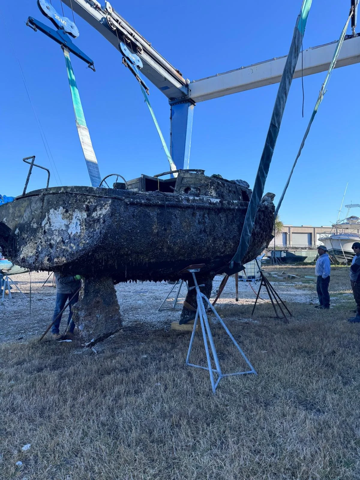 Isla Maritime - Barnacle Vessel Recovery.jpeg
