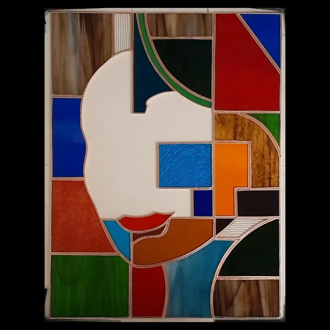 Work in progress 

Tiffany style stained glass. 

400 x 300mm 

Interesting day, it took several attempts but eventually happy with the eyes 🤔, time will tell 🤞.

Reveal tomorrow 😁 

Avaliable shortly.&nbsp; Click the link in my bio to head over t