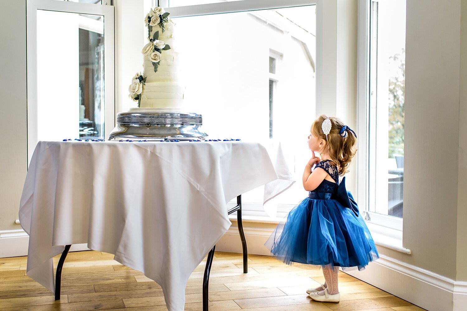 Mansion House Llansteffan wedding photos by Real and Rich Photography