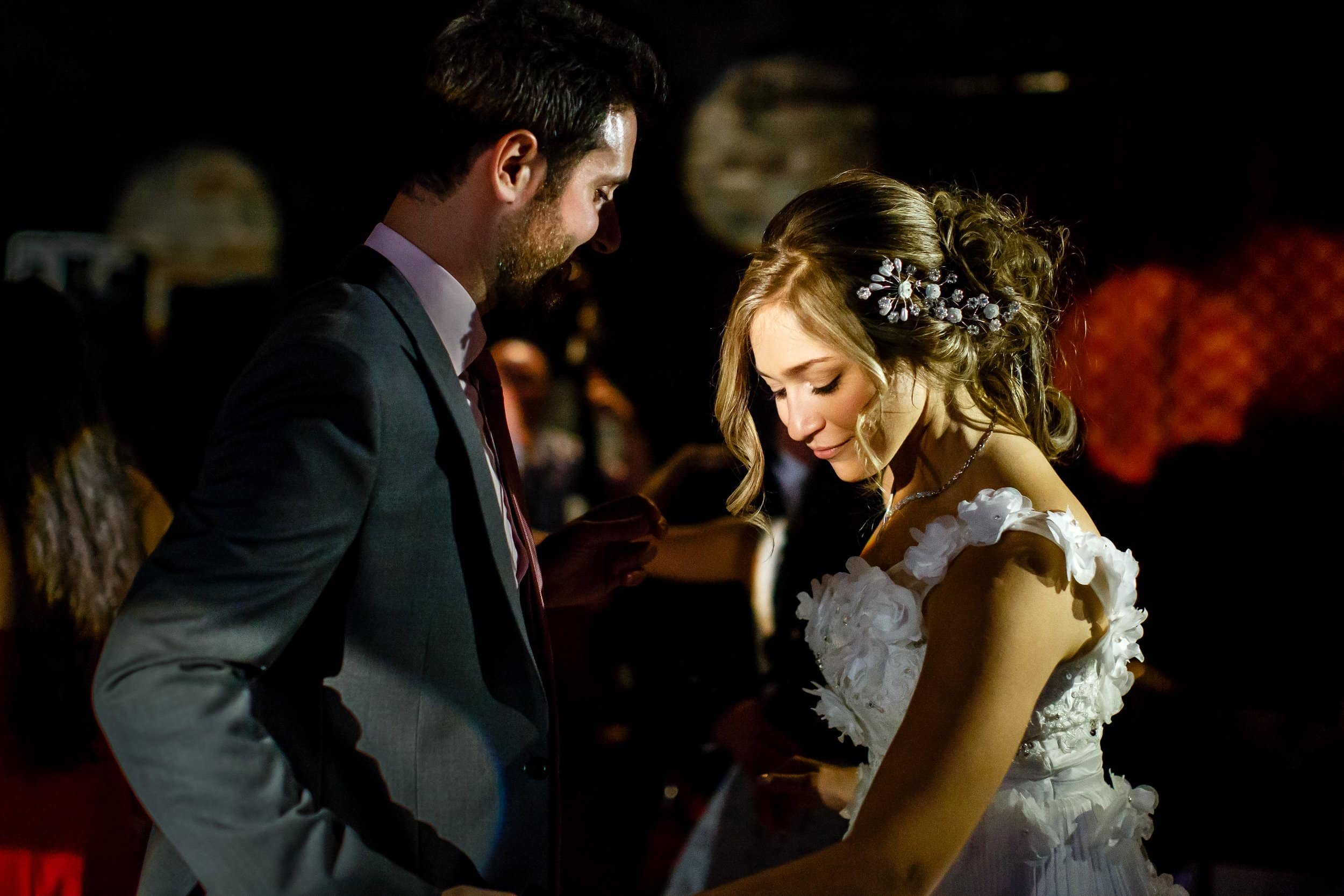 Caerphilly Castle wedding photos by Rich Williams of Real and Rich Photography, a South Wales-based Wedding Photographer.