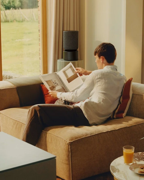 Stereopair set with Beosound Balance. Powerful stereo for immersive listening. Elevate your music experience with dual Beosound Balance connected speakers.