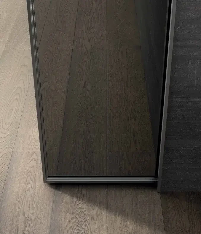 Rimadesio Zen pocket and swing doors with flush design, custom-made and supplied by Abitalia South Coast in Dorset, Hampshire, and Surrey.