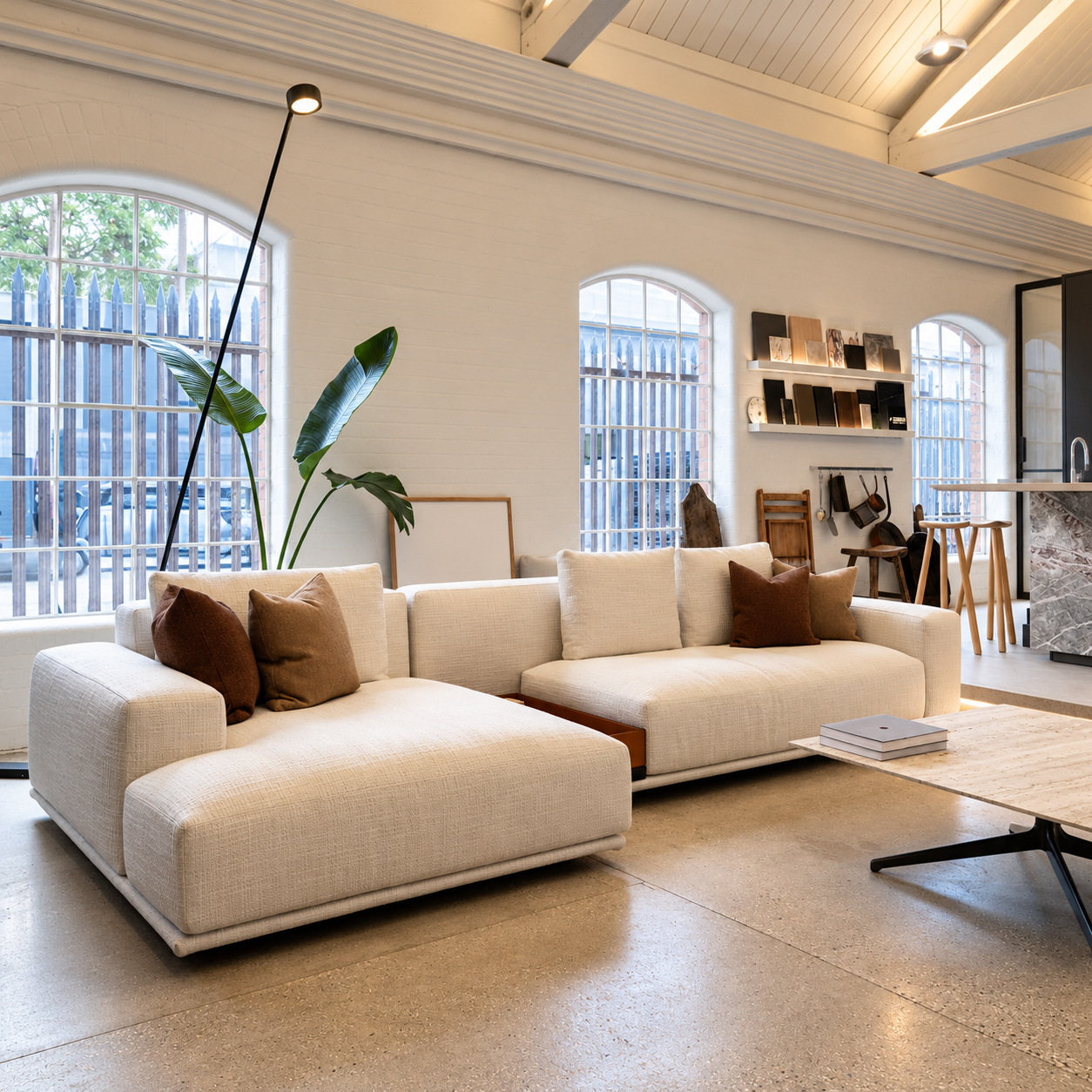 Martin_Sofa_Verzelloni_showroom_display (2).png