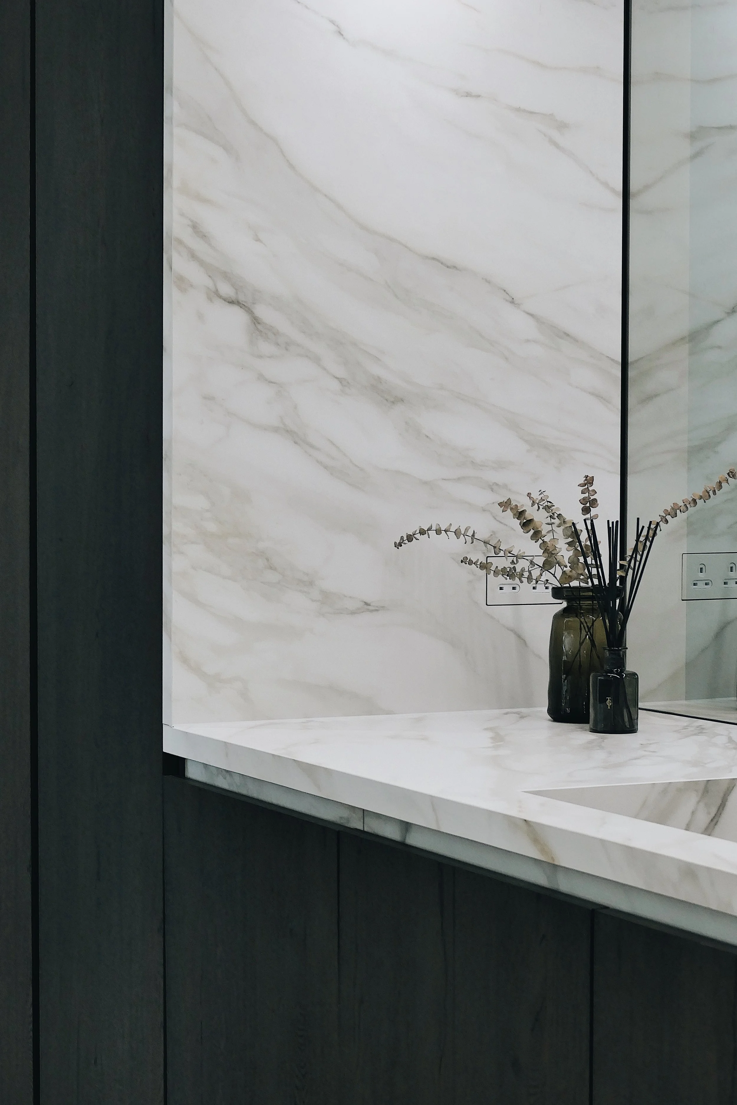 Porcelain tiles for kitchens, bathrooms, and flooring by Abitalia South Coast in Dorset, Hampshire, and Surrey.