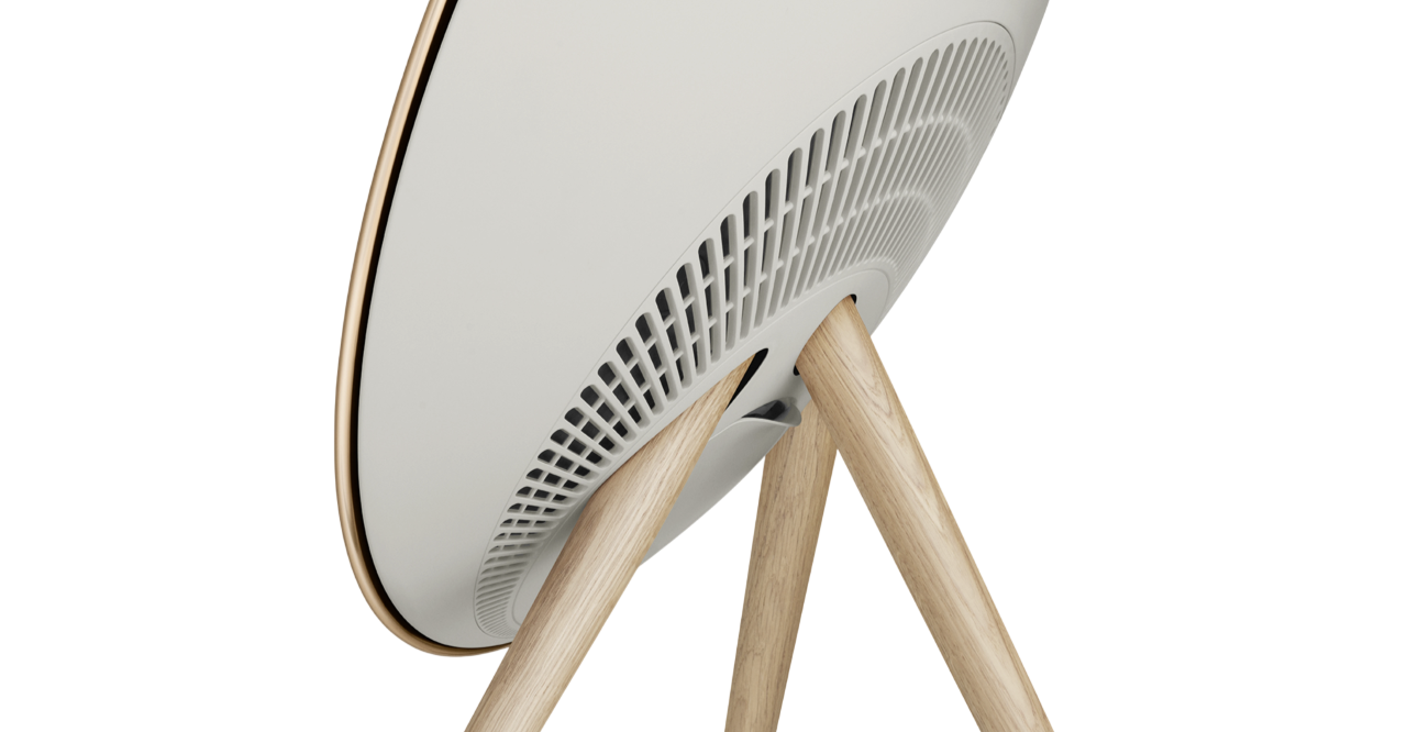 Beosound A9 with 360-degree immersive sound in living space.