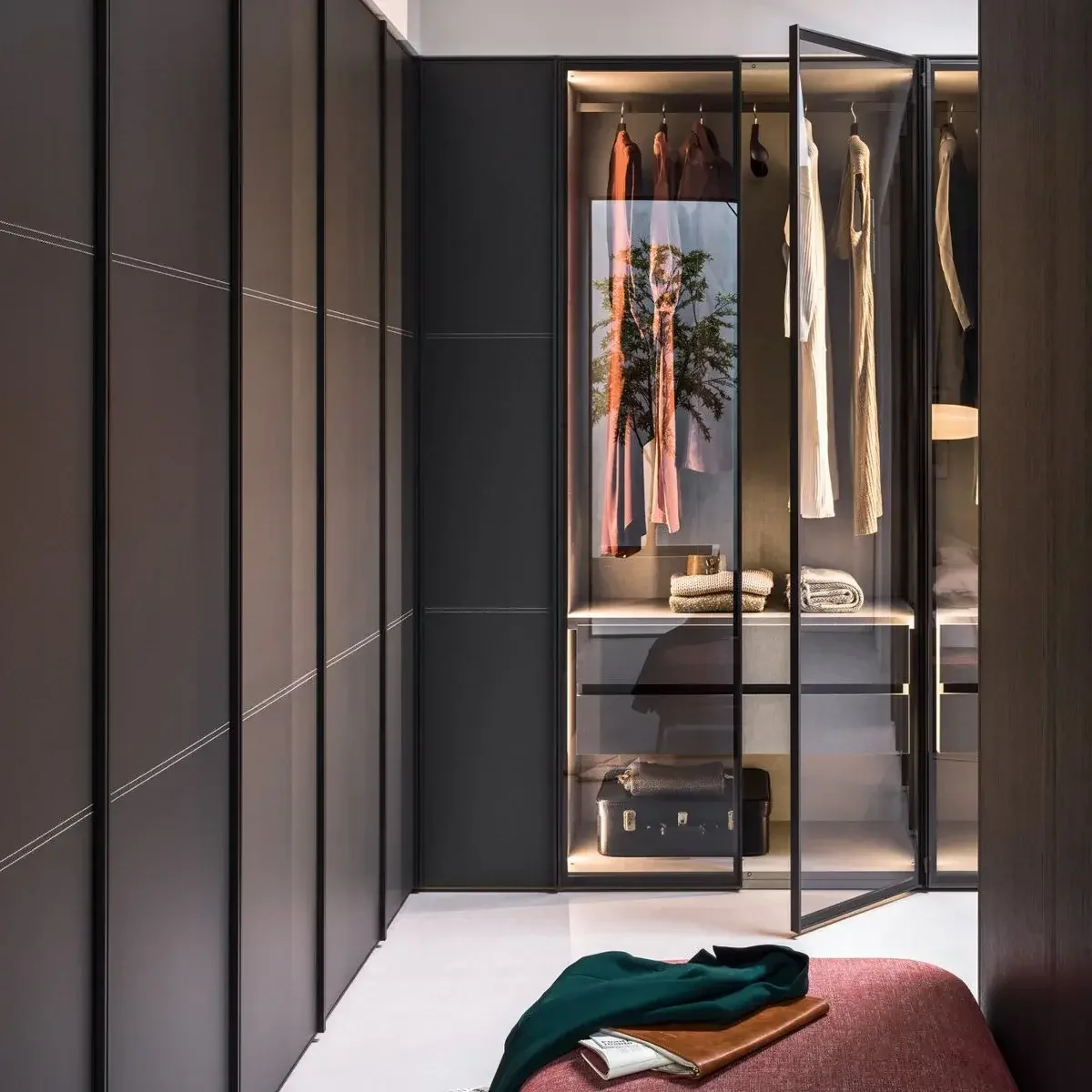 Luxury wardrobe design by novamobili, designed for contemporary interiors. Designed and supplied by Abitalia South Coast across Hampshire, Dorset, Surrey and wider UK.