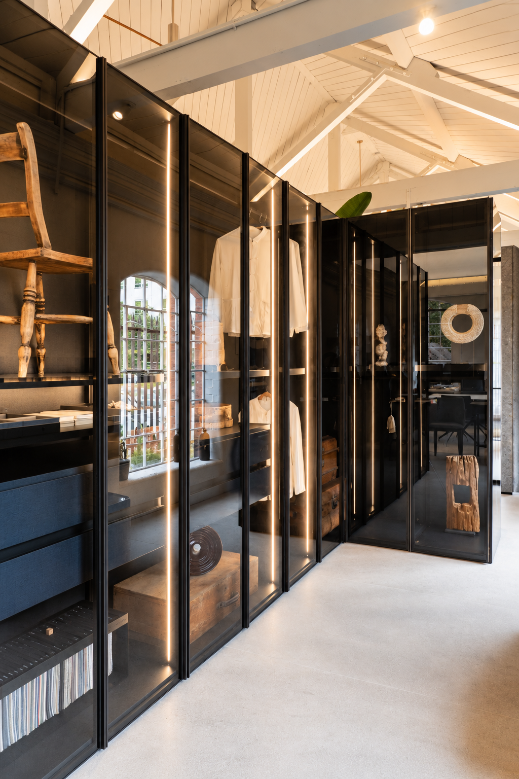 Perry_by_Novamobili_Showroom_display (1).png