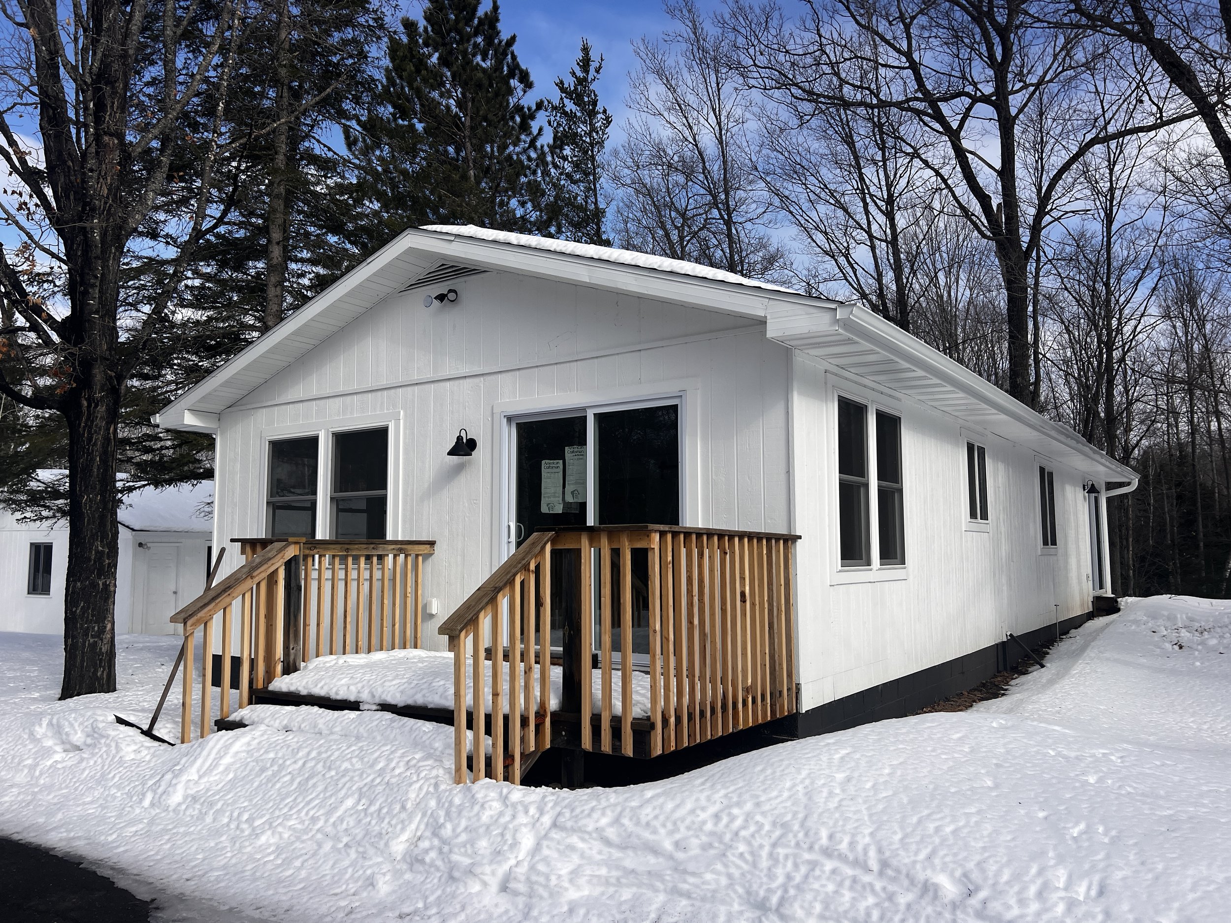 Trillium Cottage in the snow
