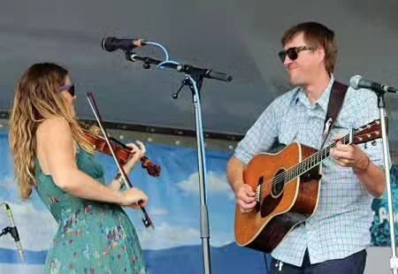 Join us in 1 hour for some sweet alt country rock from Jenni &amp; Jesse of the @deadwintercarpenters at the #BrownBagLunchConcert! Thanks to @bearpondbooks for sponsoring today's show and to @hungermountaincoop and @montpelieralive for supporting th